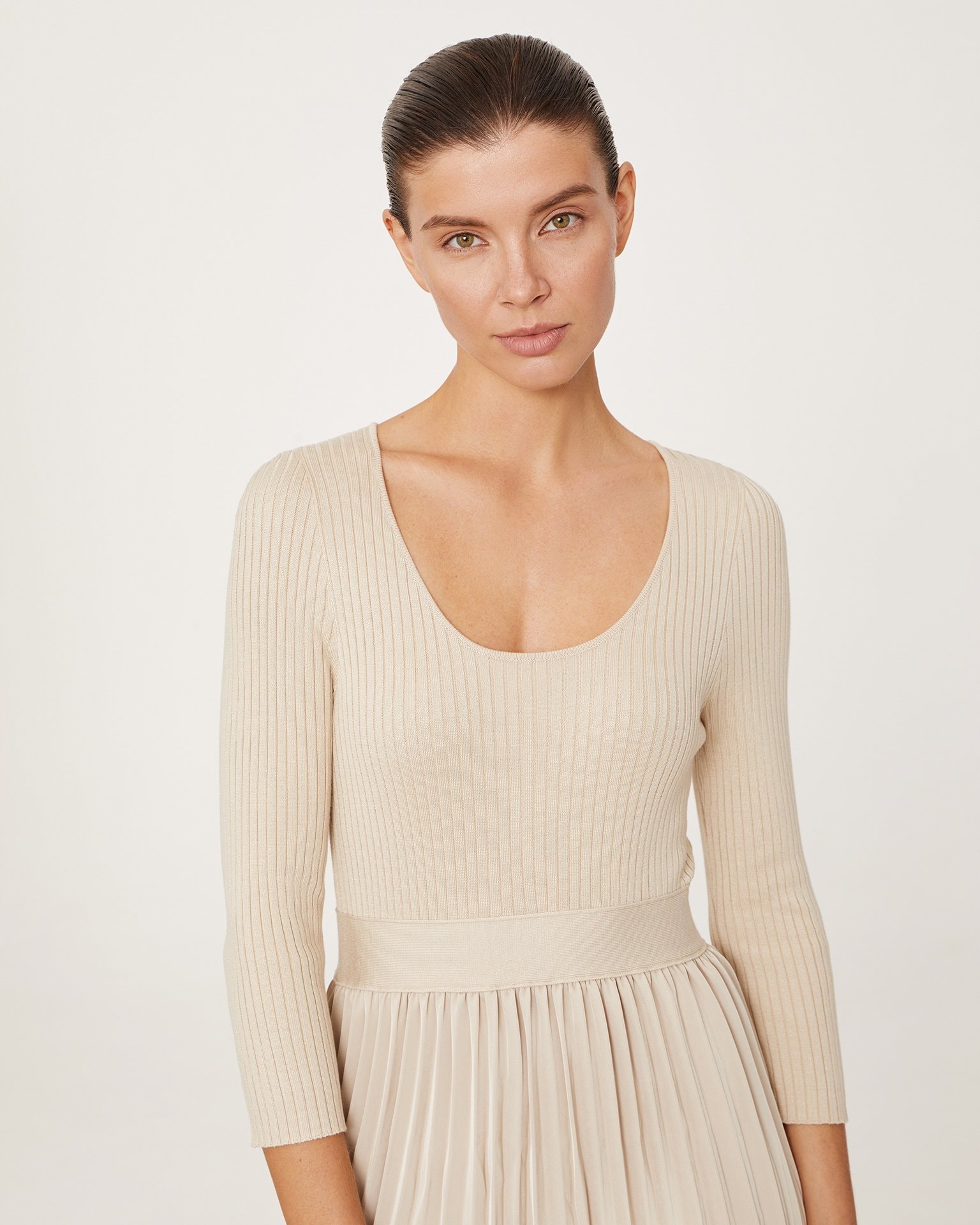 A dress with a pleated skirt, Beige — photo 4