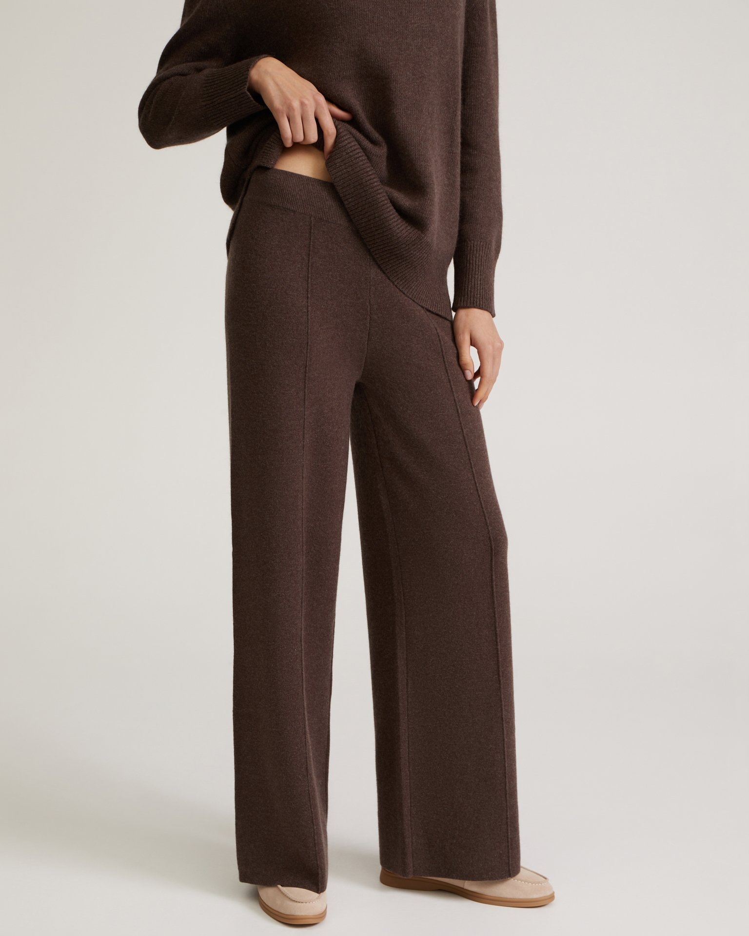 Knitted suit in chocolate brown, Brown — photo 8