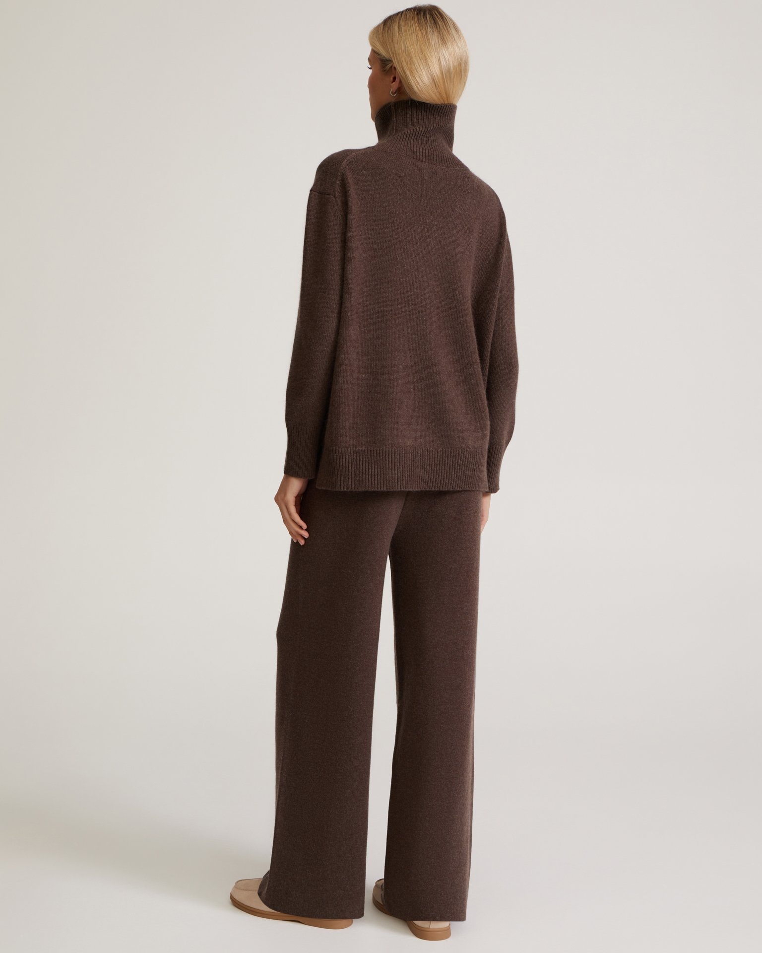 Knitted suit in chocolate brown, Brown — photo 4