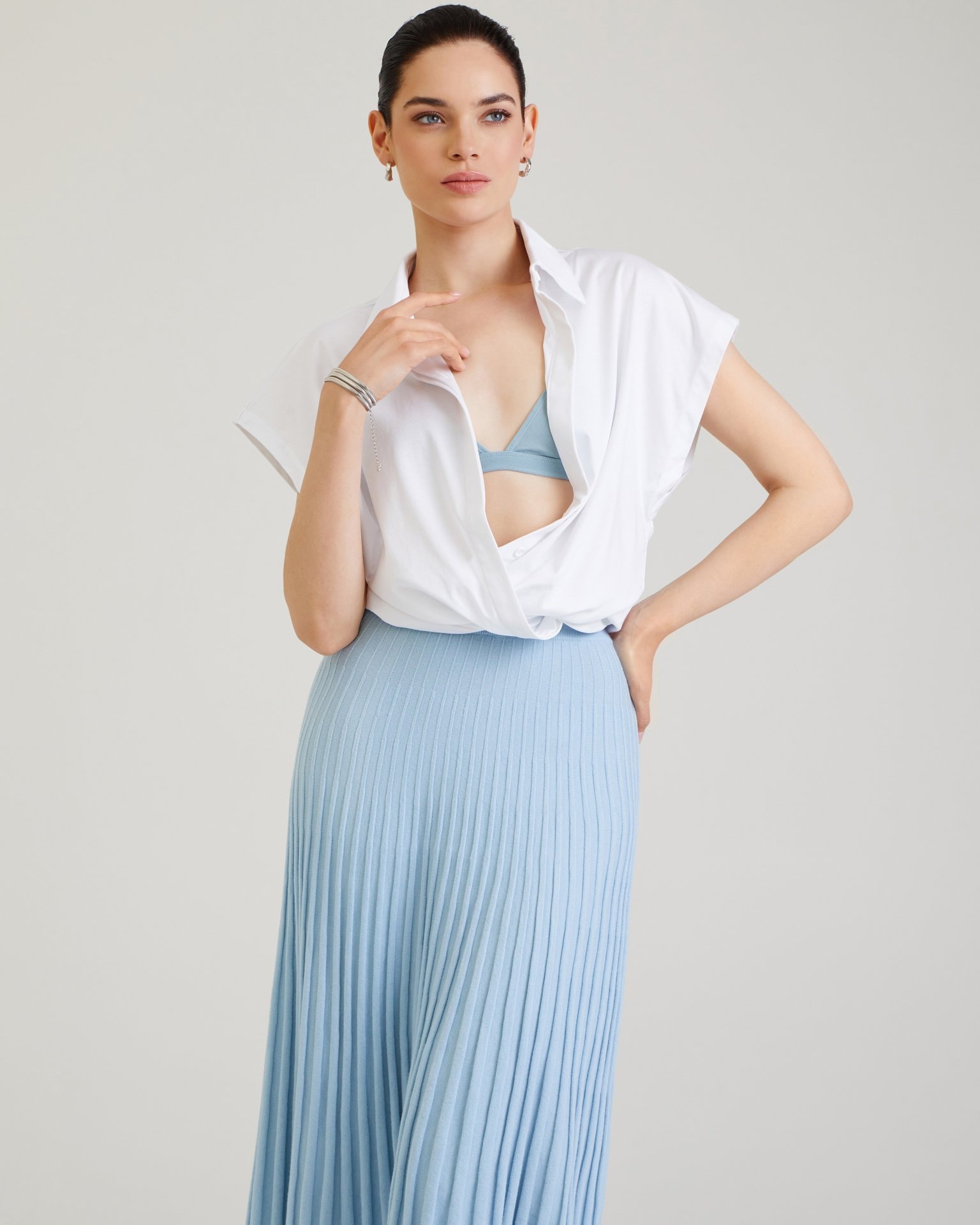 Pleated midi skirt in light blue, Blue — photo 2
