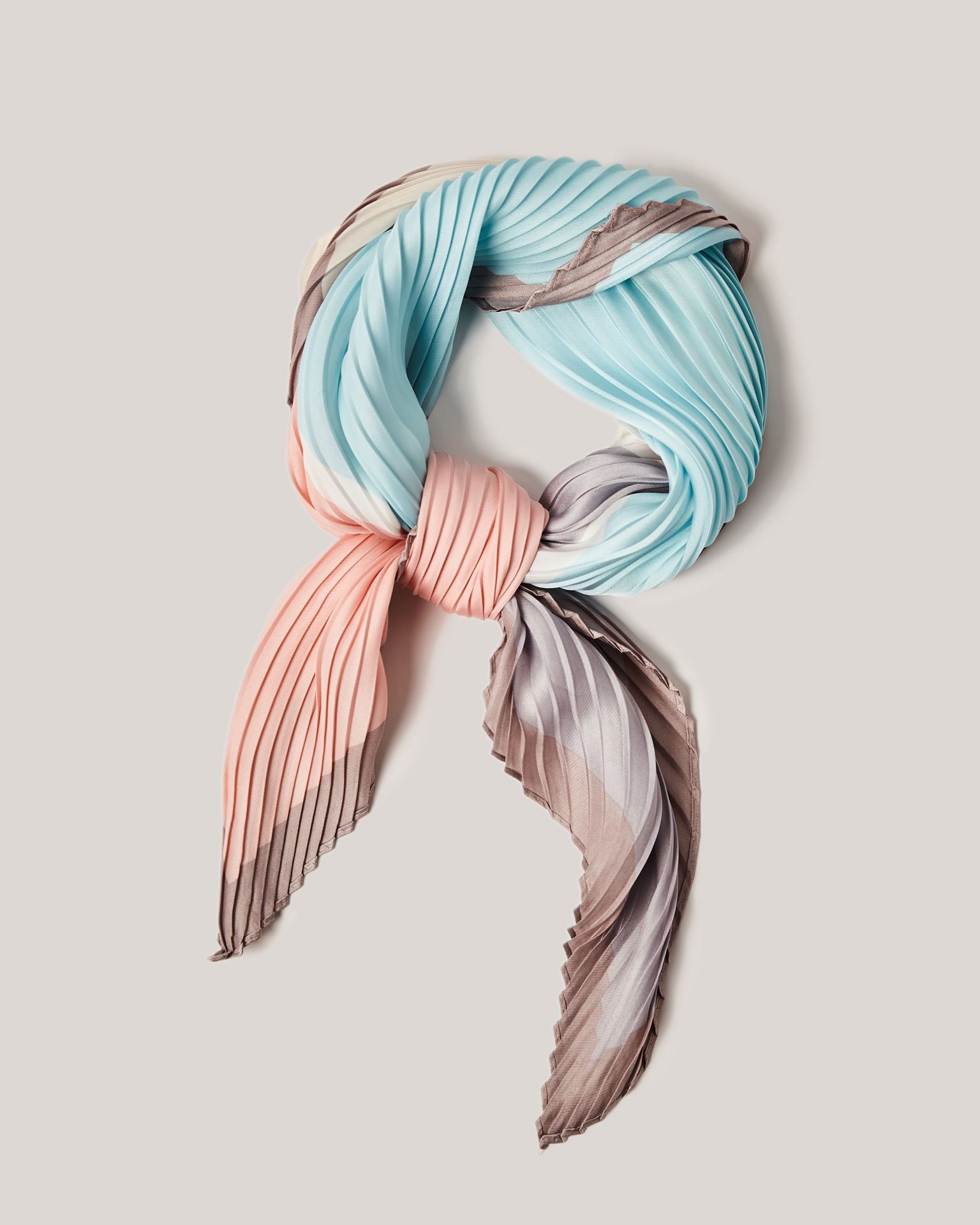 Two-tone scarf, Powder