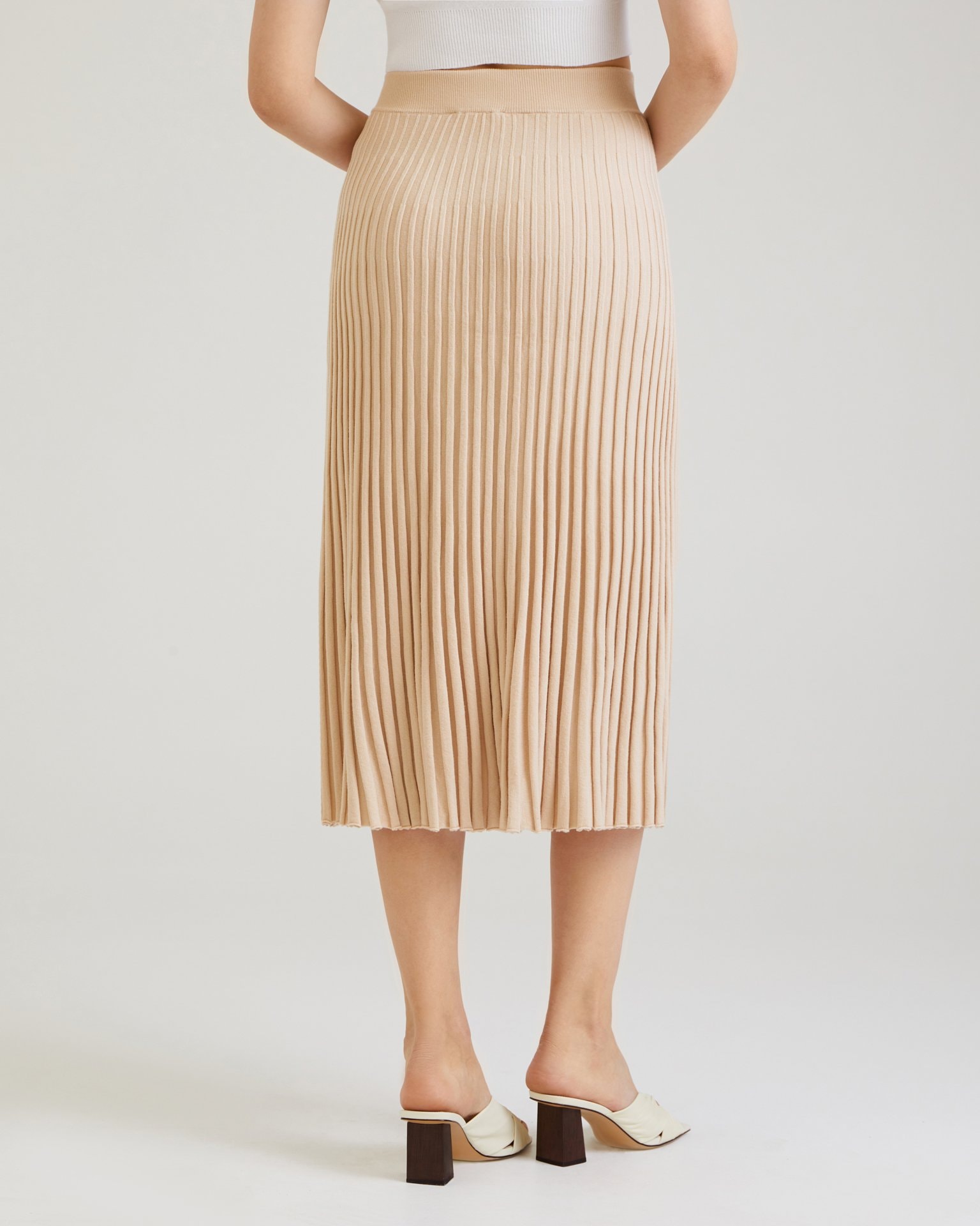 Pleated beige midi skirt, Beige — photo 5