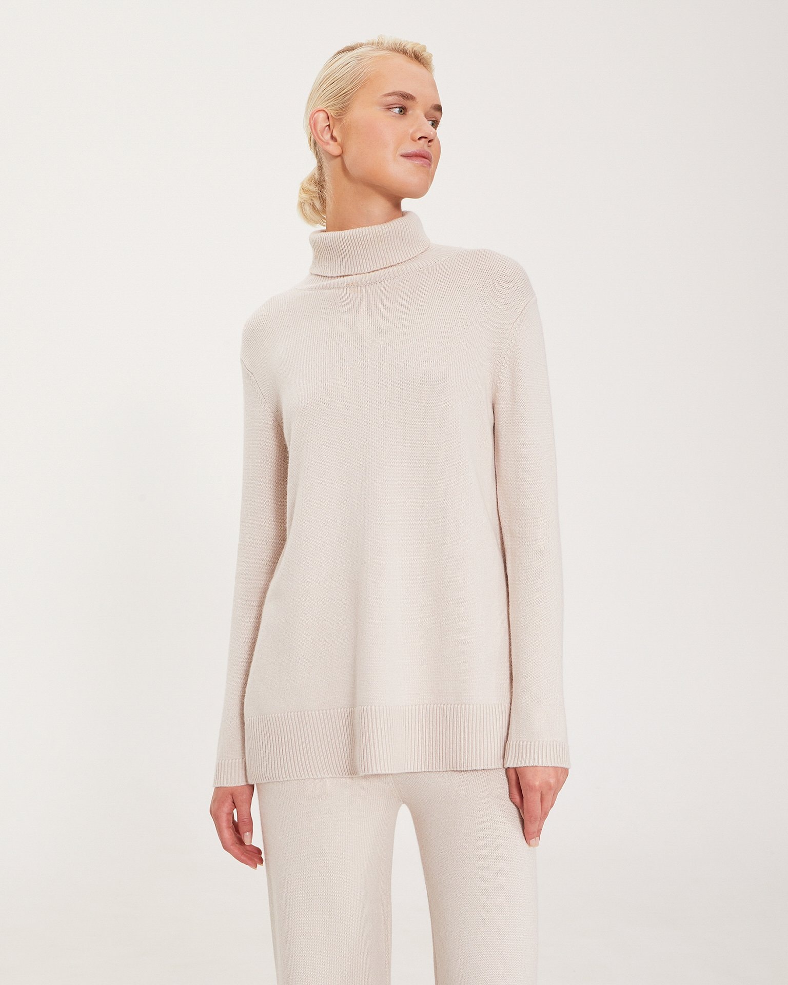 Set with Longline Jumper, Powder — photo 2