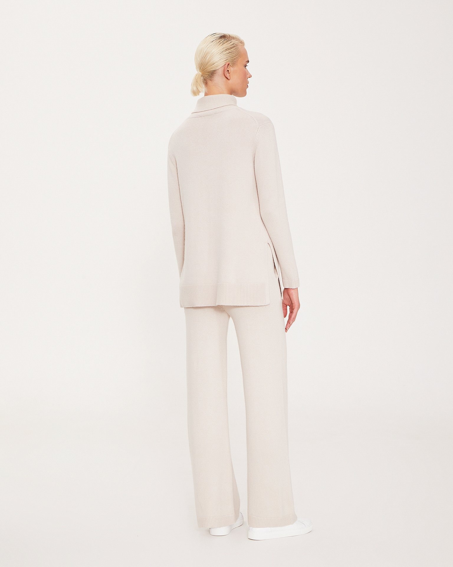 Set with Longline Jumper, Powder — photo 3