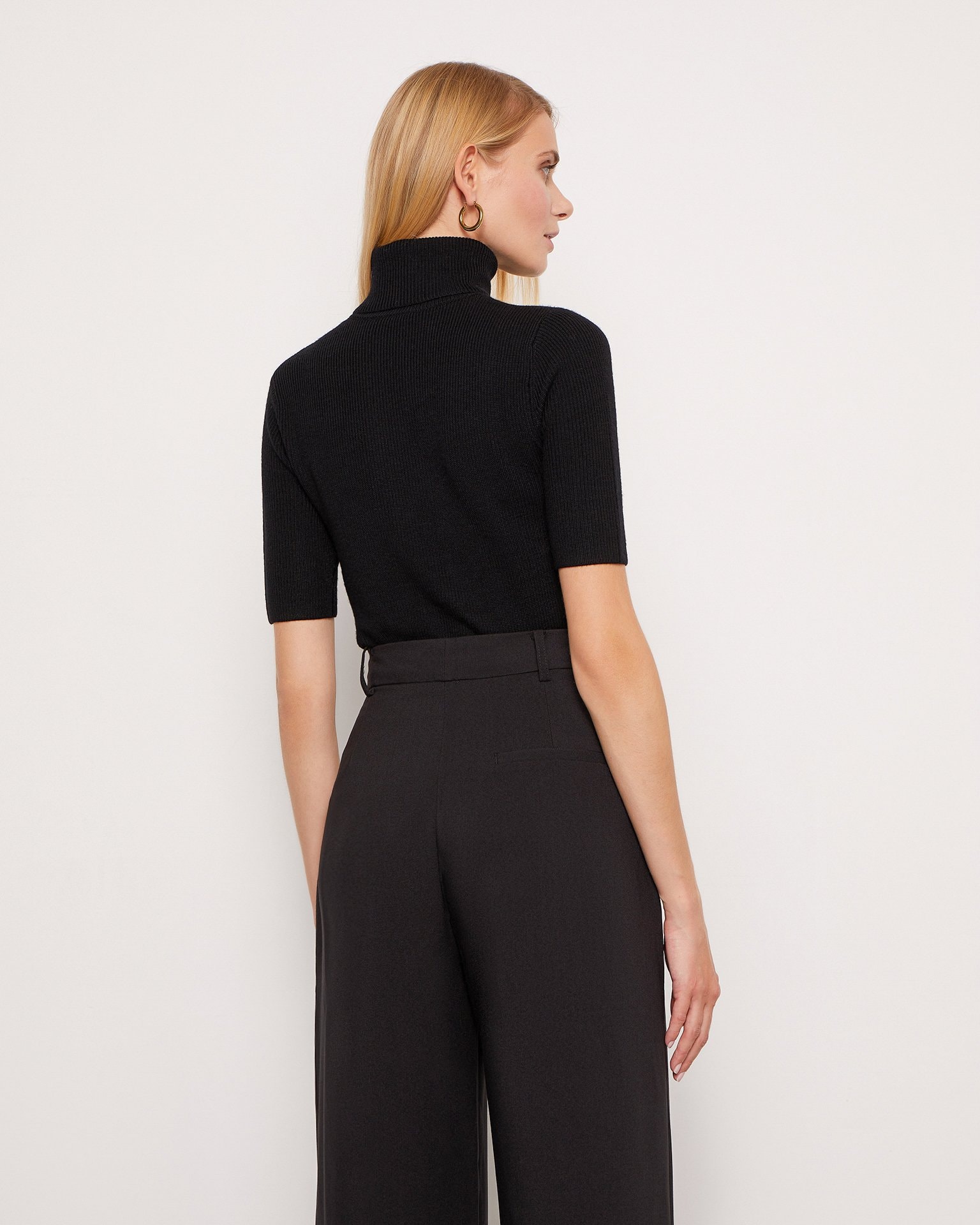 Fitted sweater with a turtleneck, Black — photo 4