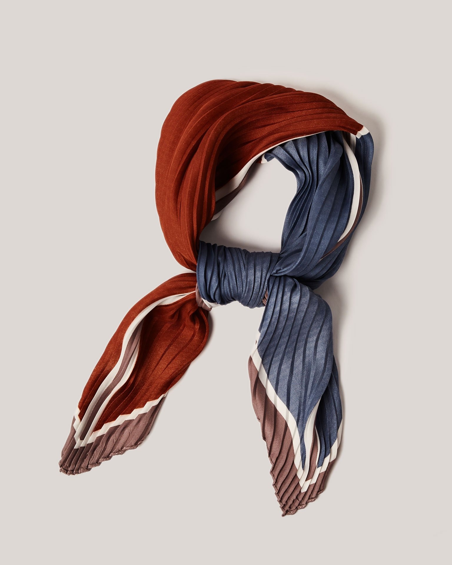 Terracotta scarf, Terracotta