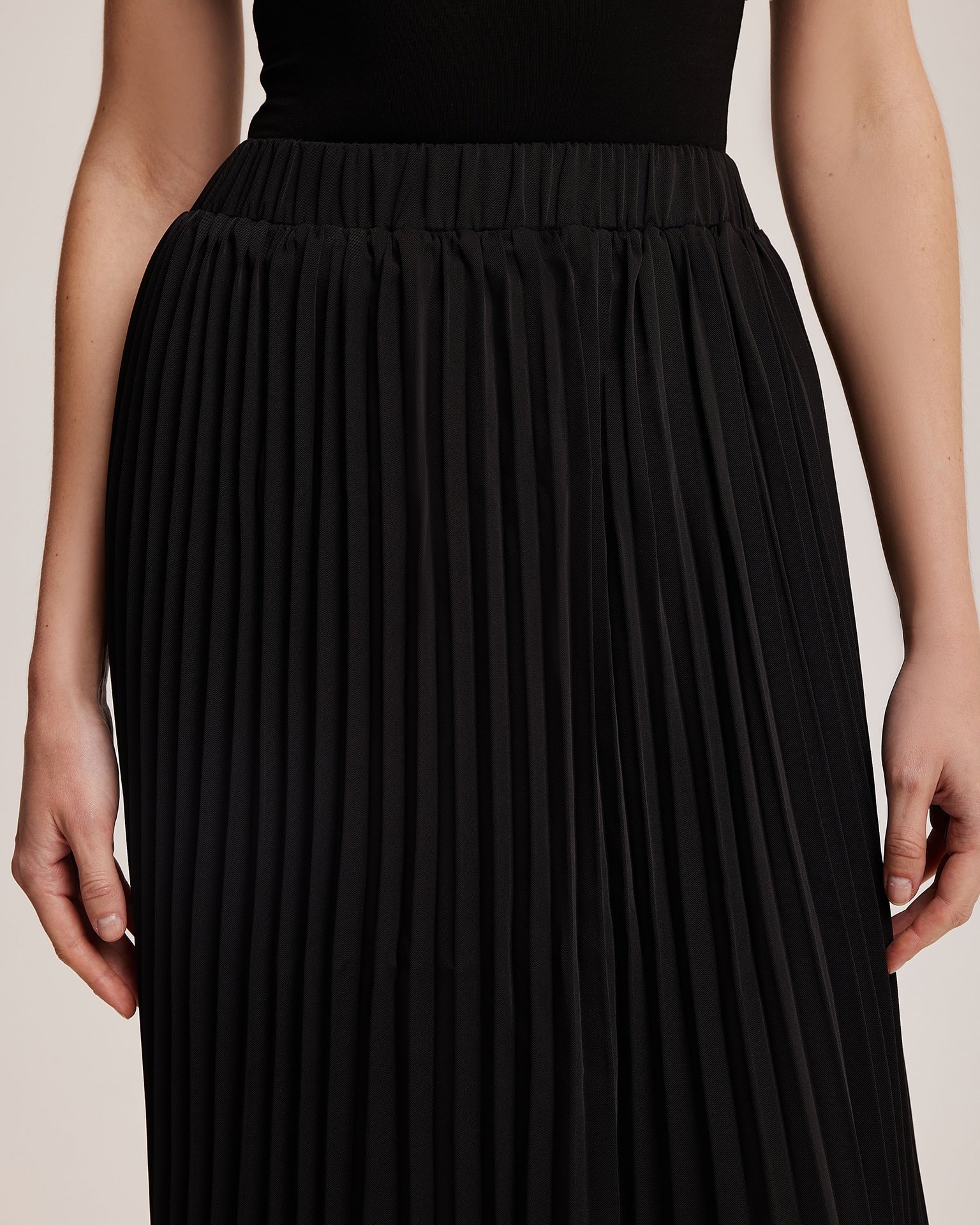 Mid-length skirt, Black — photo 6