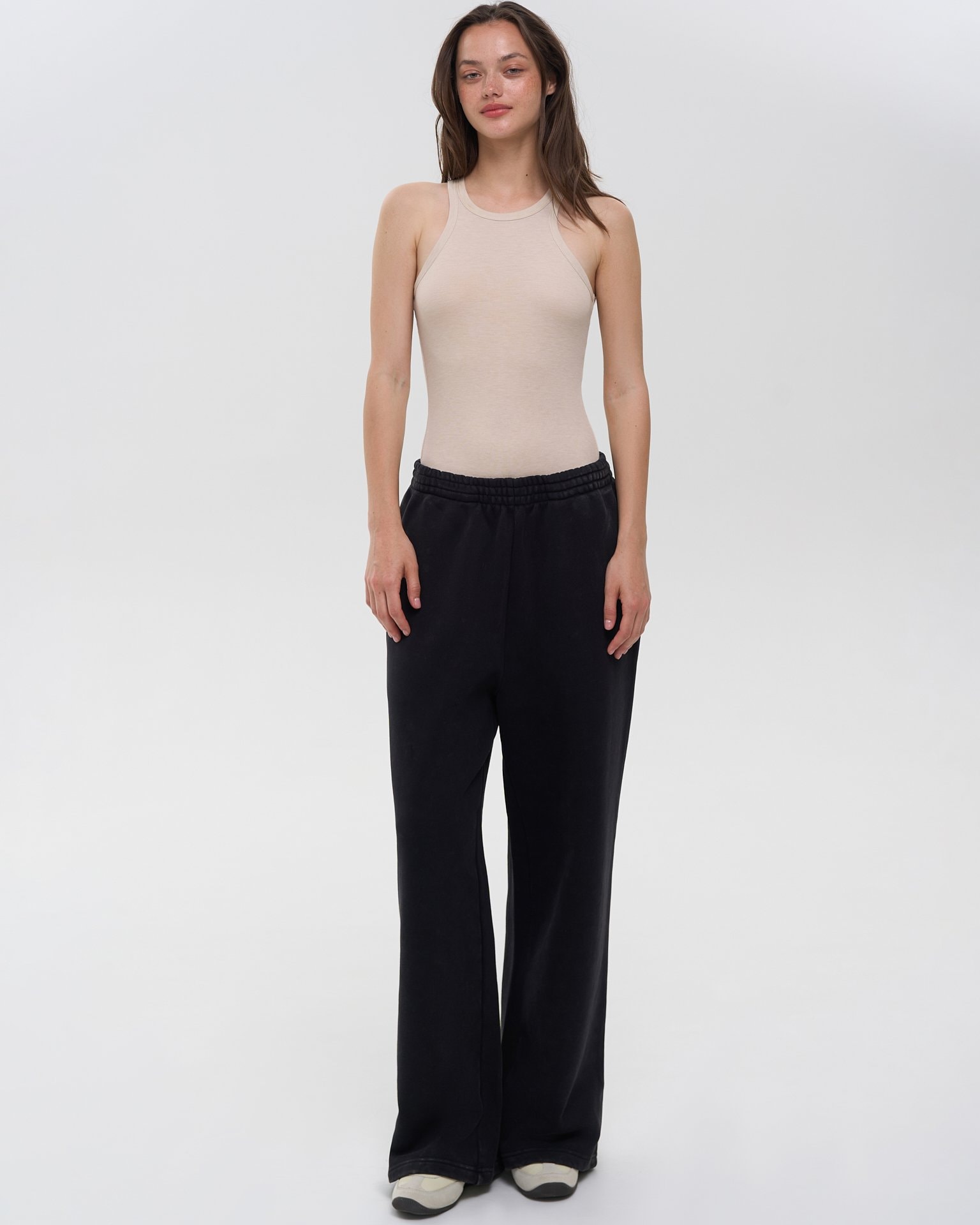 Sporty trousers with pockets, Black — photo 6