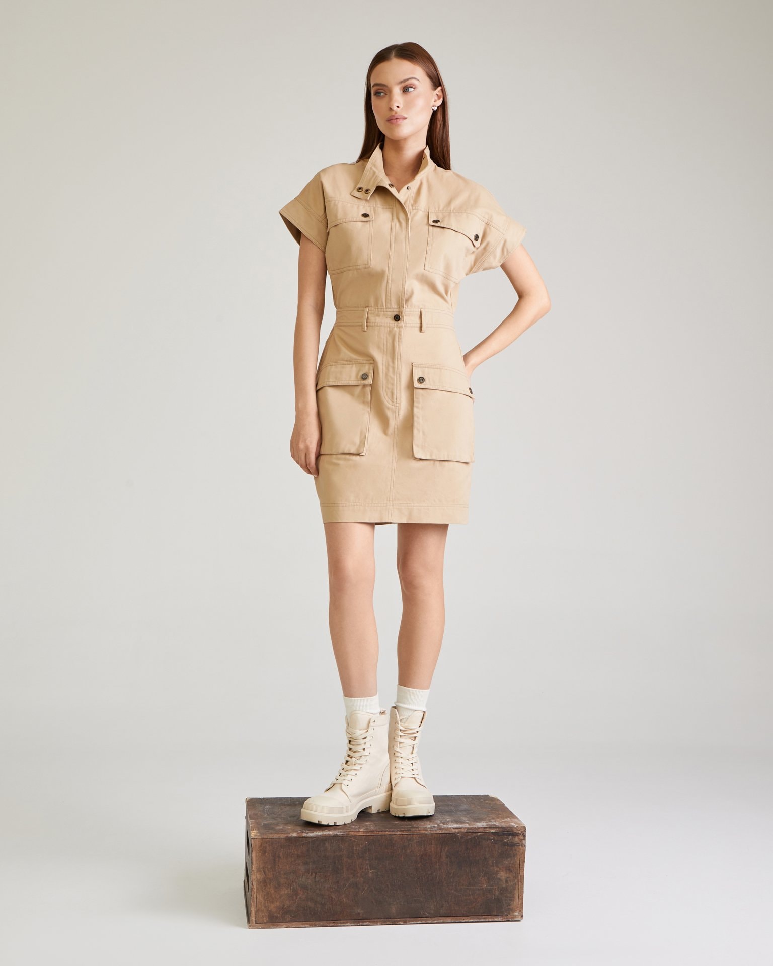 Dress with patch pockets, Sand