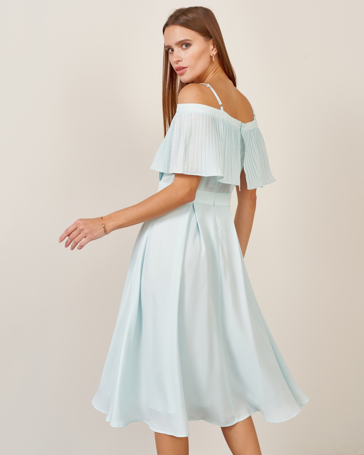 Dress in fluid fabric, Mint