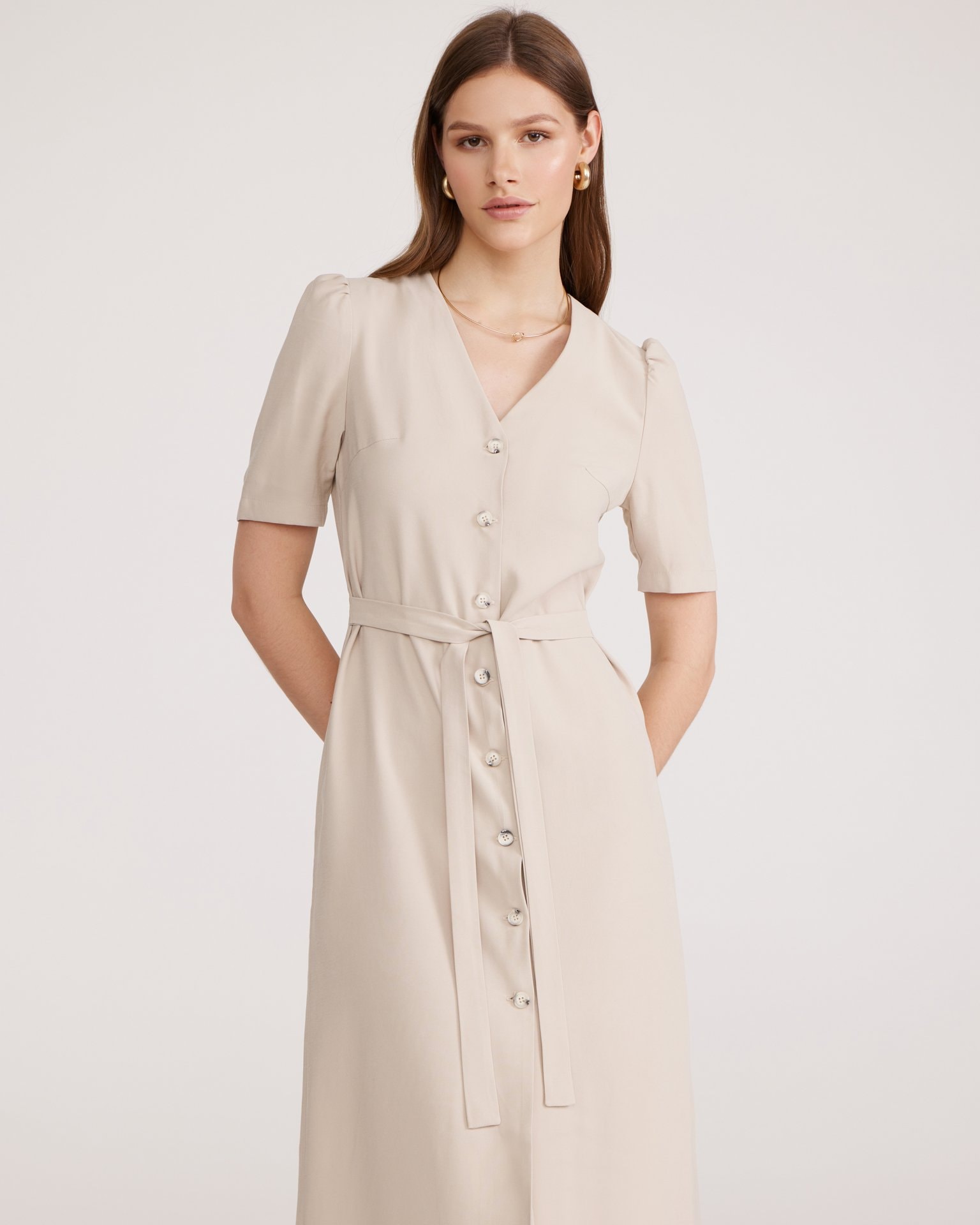 Cream-coloured dress, Beige