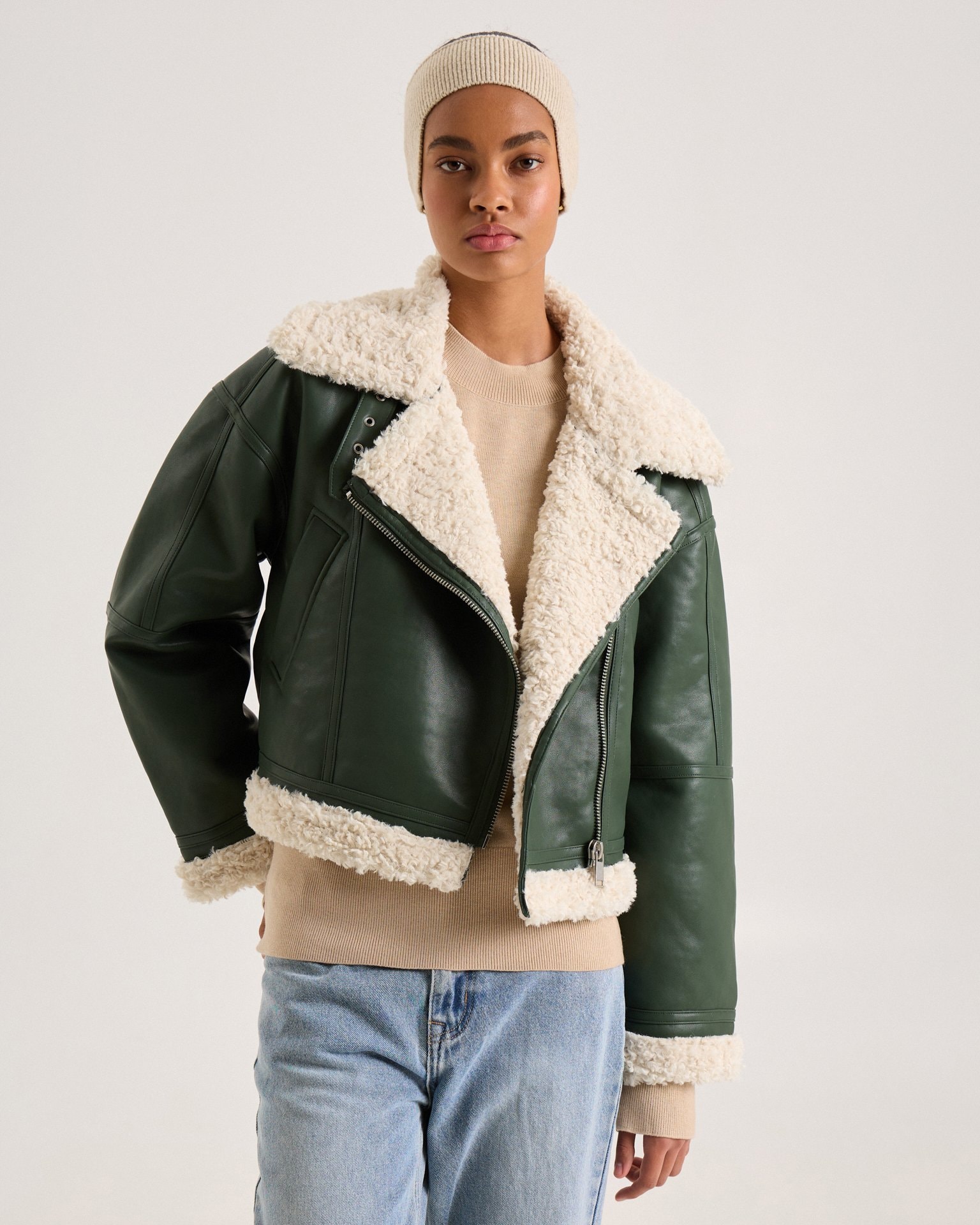 Insulated suede coat in emerald, Green — photo 7