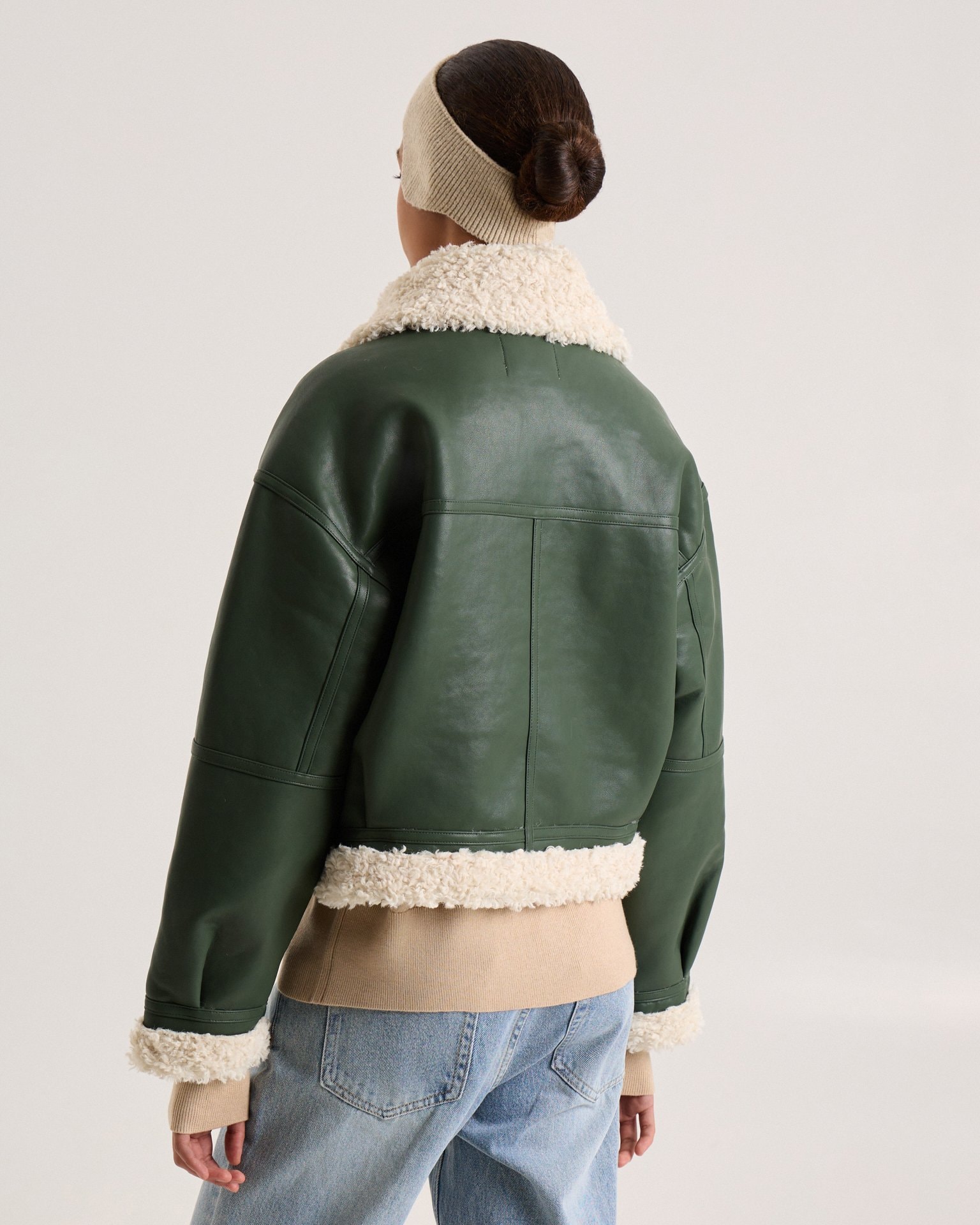 Insulated suede coat in emerald, Green — photo 4