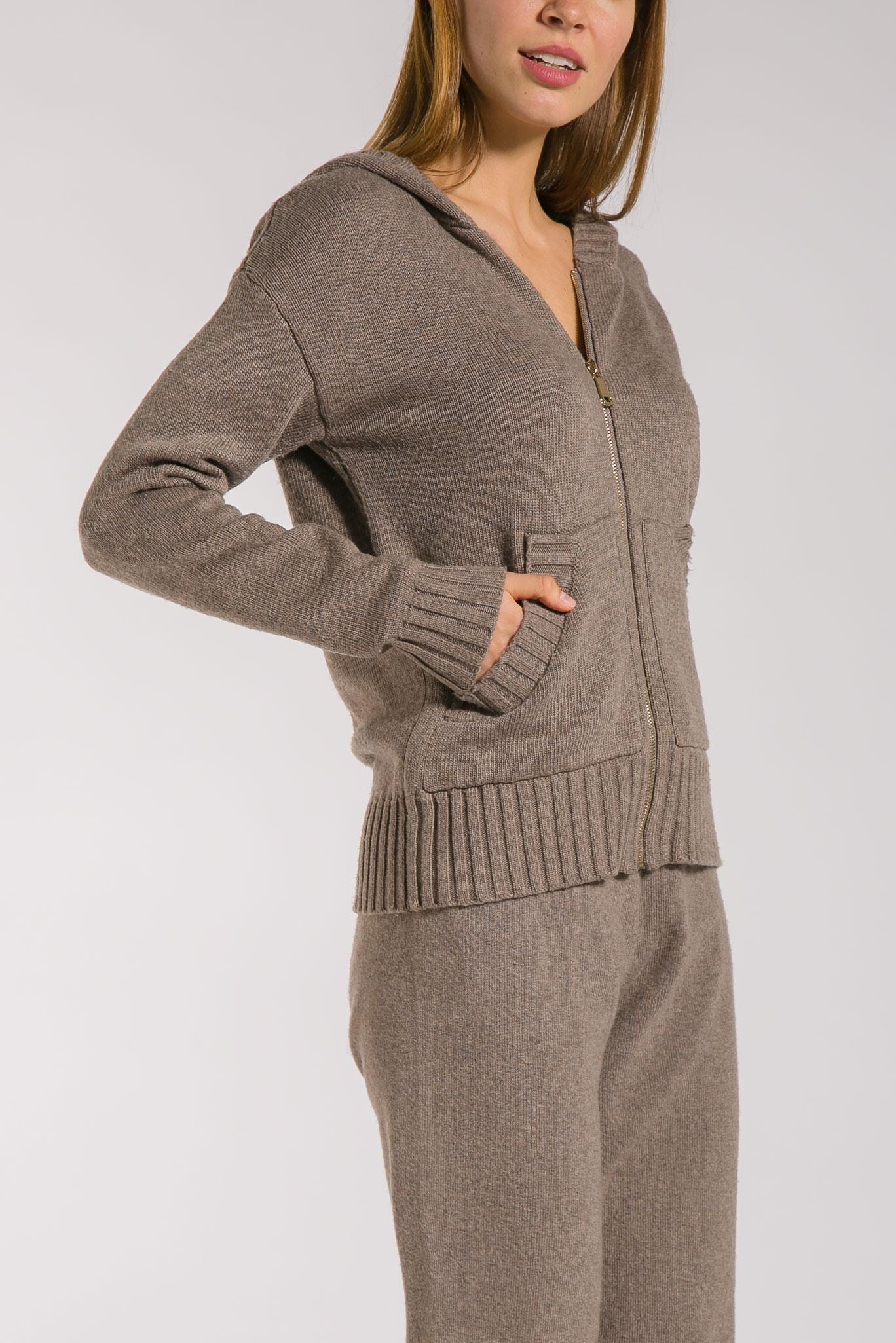 Two-piece suit in a café au lait shade, Brown — photo 4