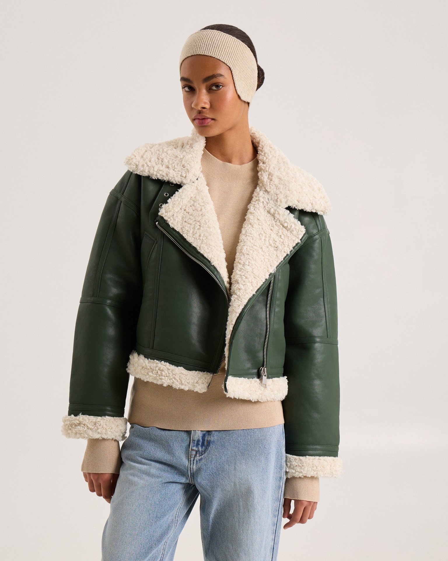 Insulated suede coat in emerald, Green — photo 8