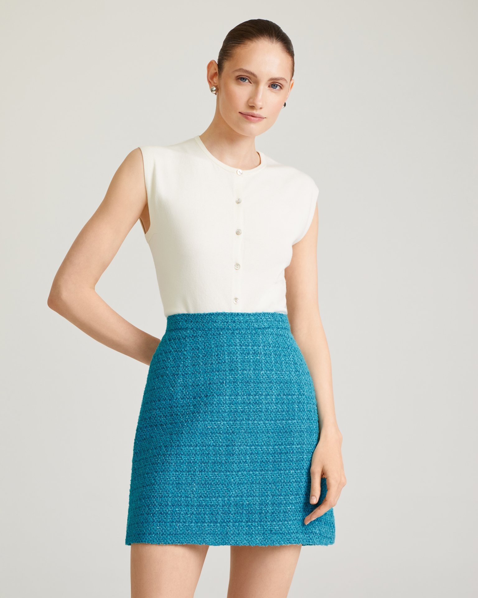 A turquoise mini skirt, Turquoise