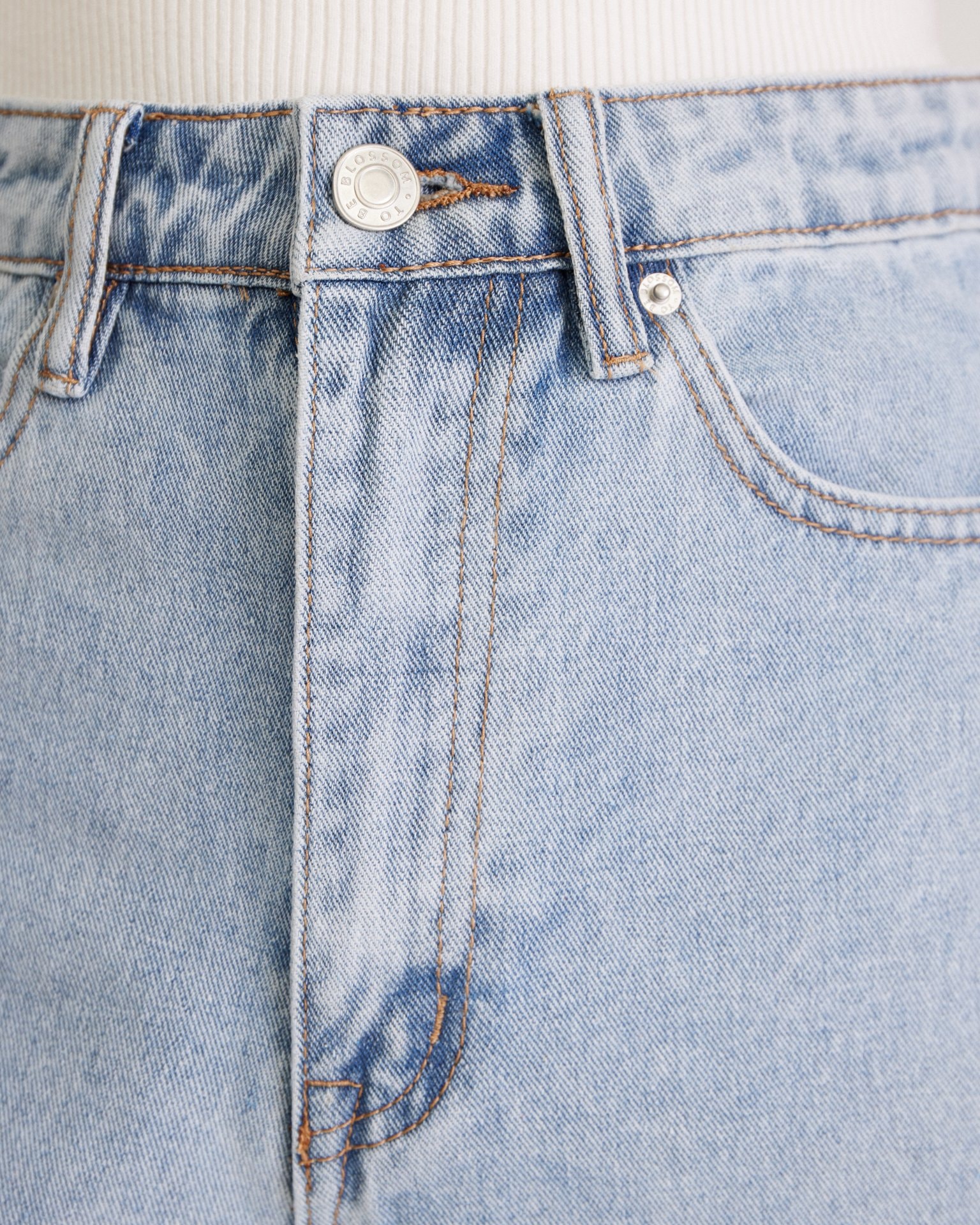 Bermuda shorts with raw hem, Azure — photo 12