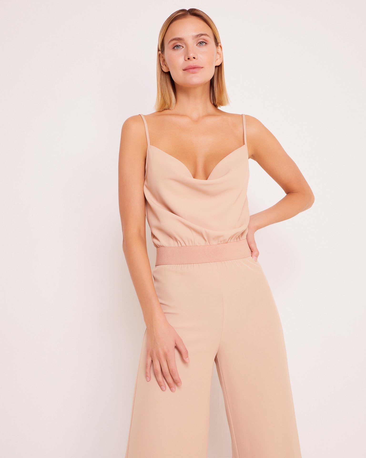 Loose-fit jumpsuit, Powder — photo 3
