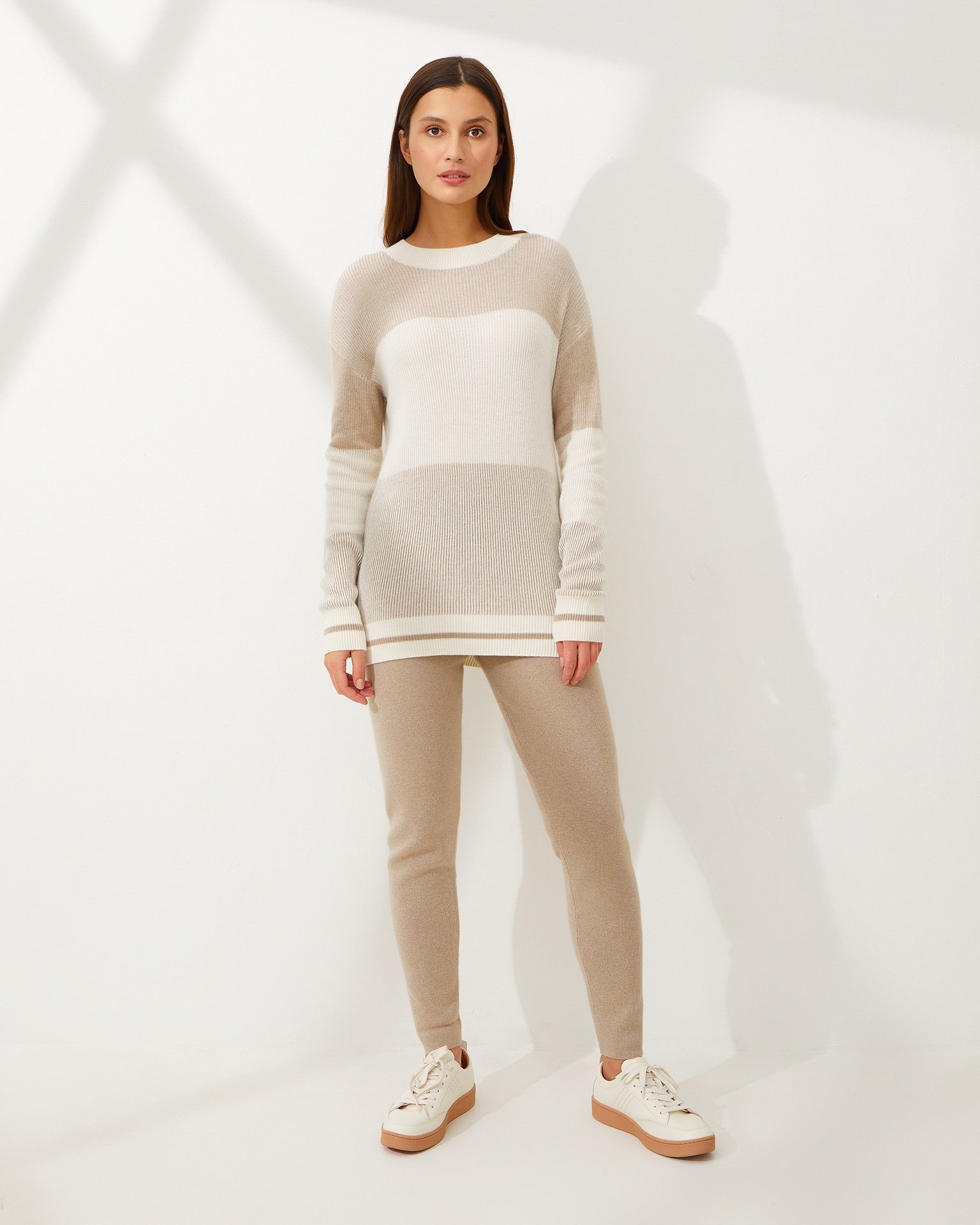 Alpaca wool suit, Beige
