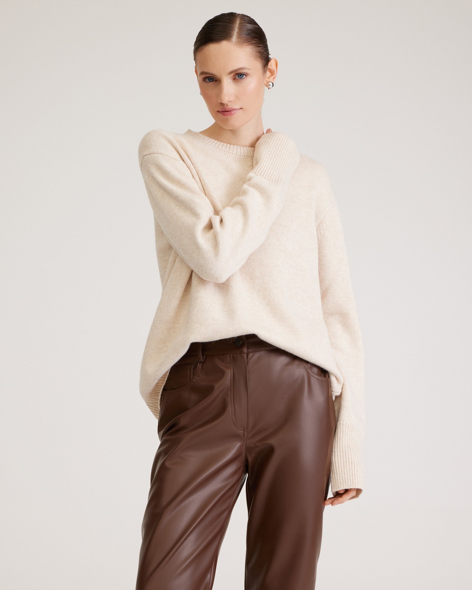 Chocolate brown trousers in eco-leather, Brown — photo 4
