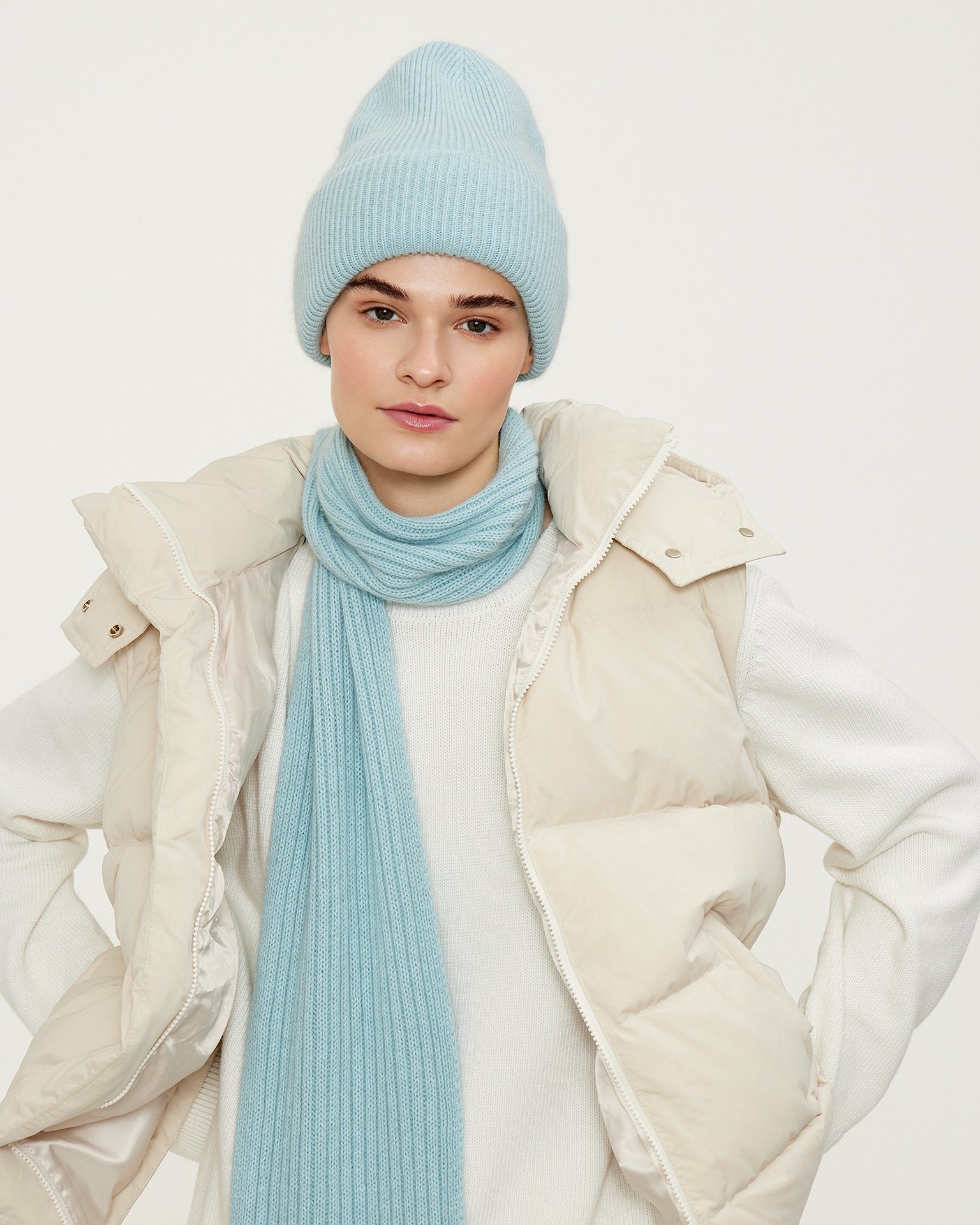 Blue scarf, Blue — photo 2