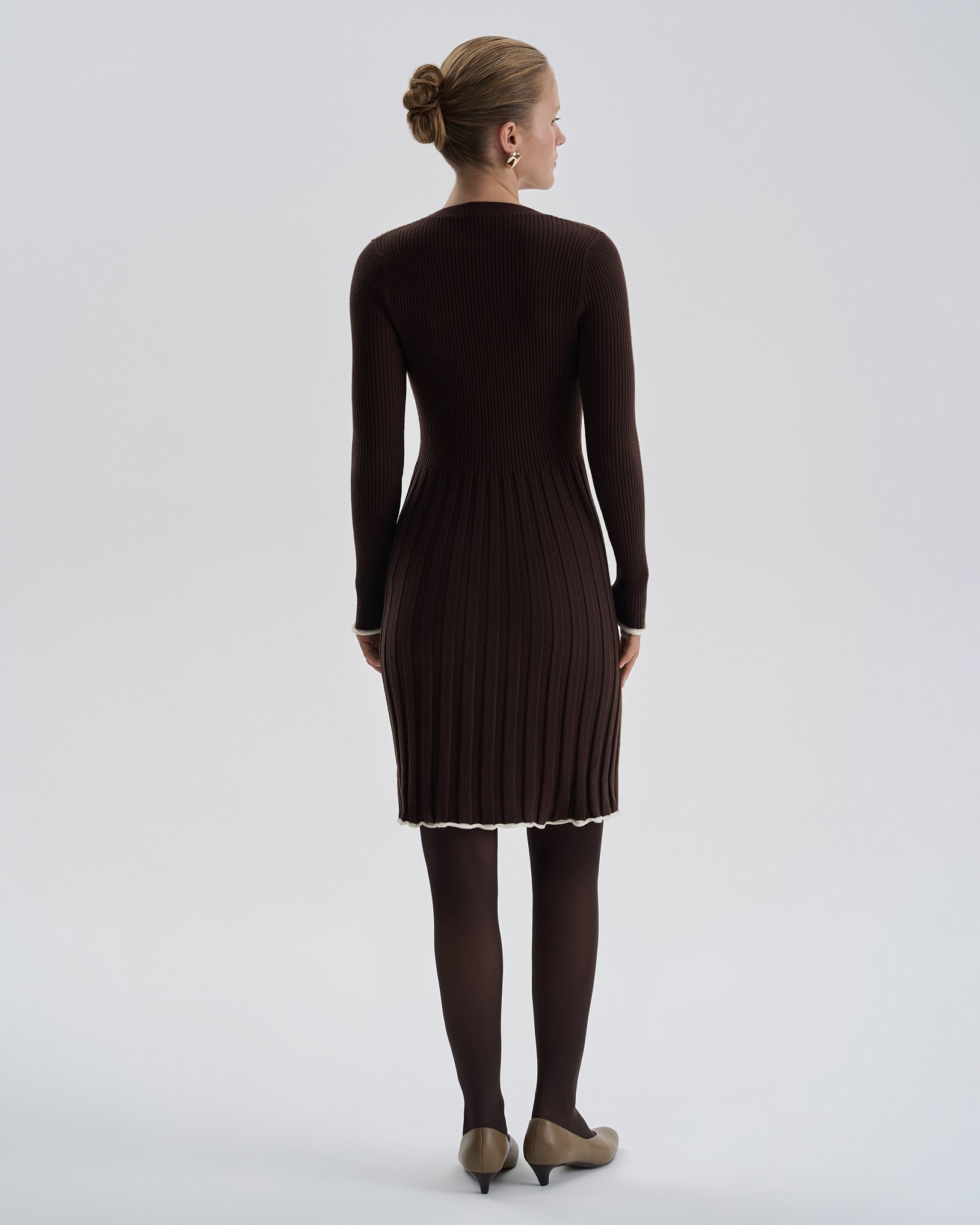 Long-sleeved dress, Brown — photo 3
