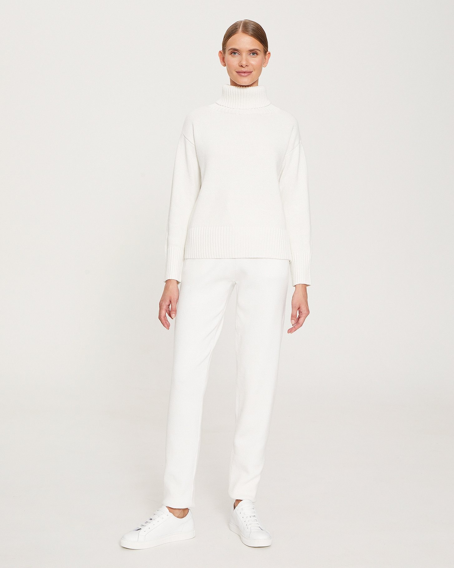 Solid-Colour Suit, Milky