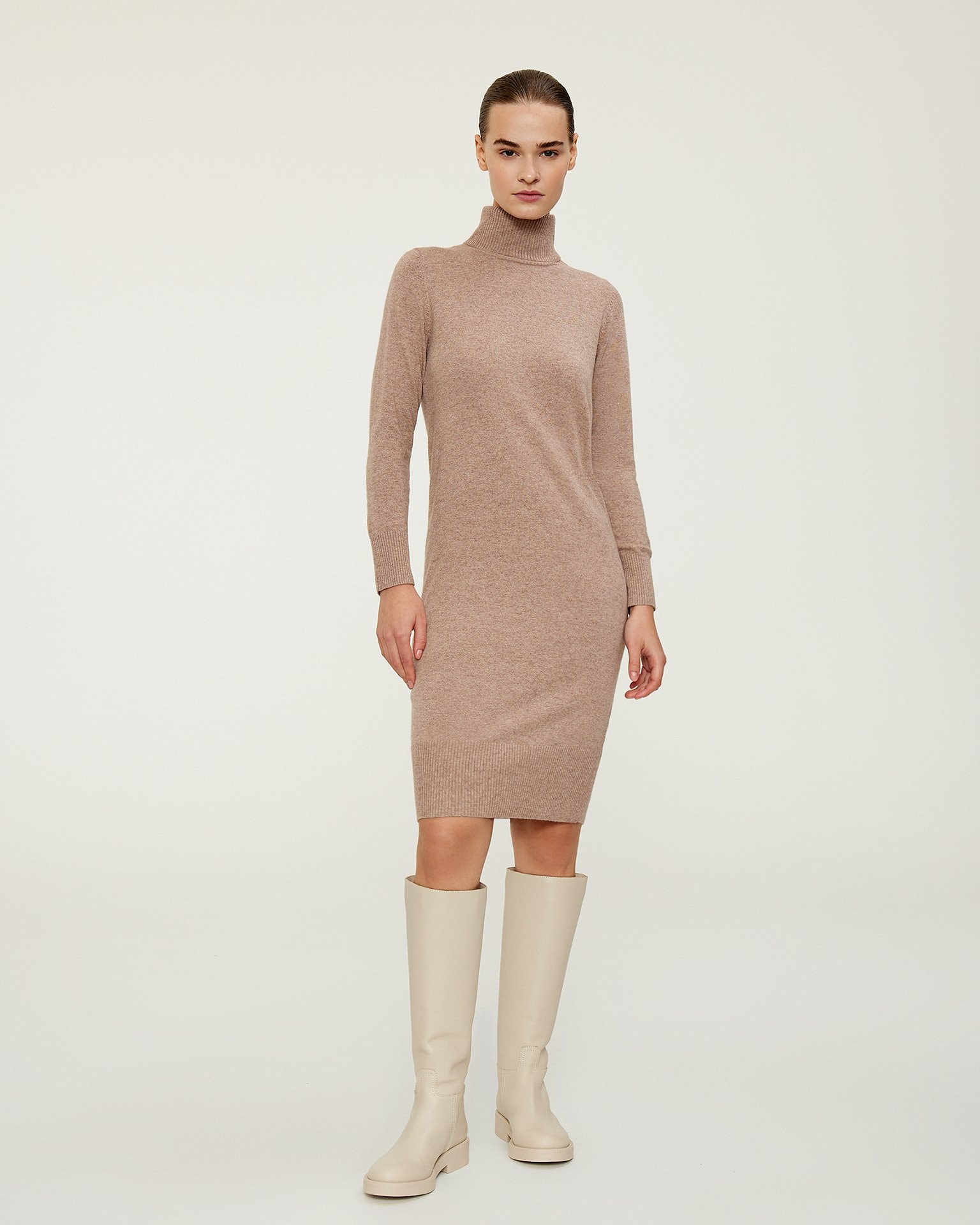 Straight-cut knitted dress, Brown