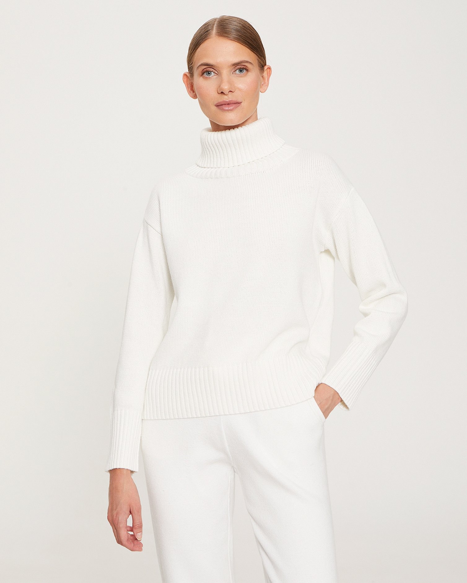 Solid-Colour Suit, Milky — photo 3