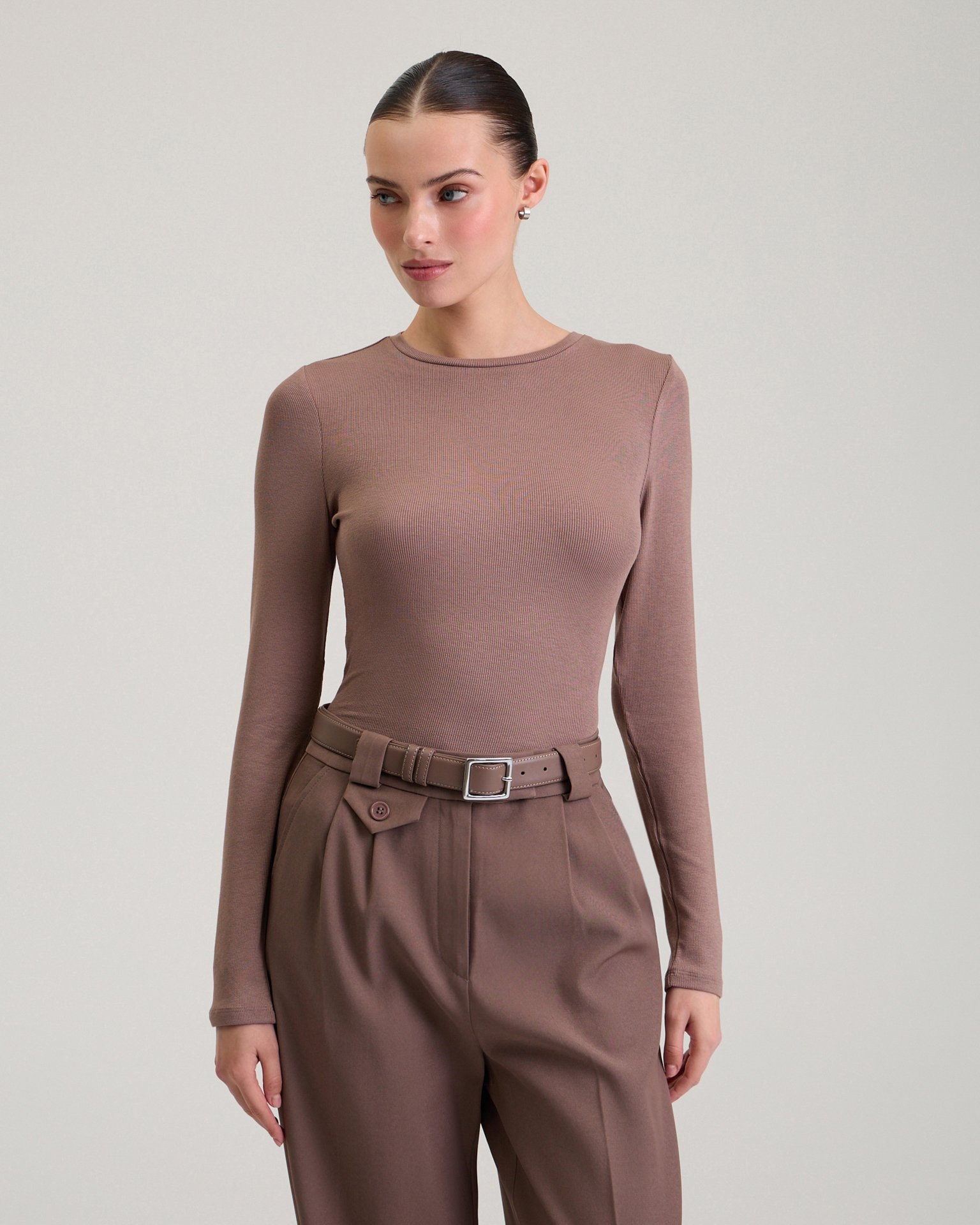 Trousers with decorative pocket in chocolate brown, Brown — photo 7