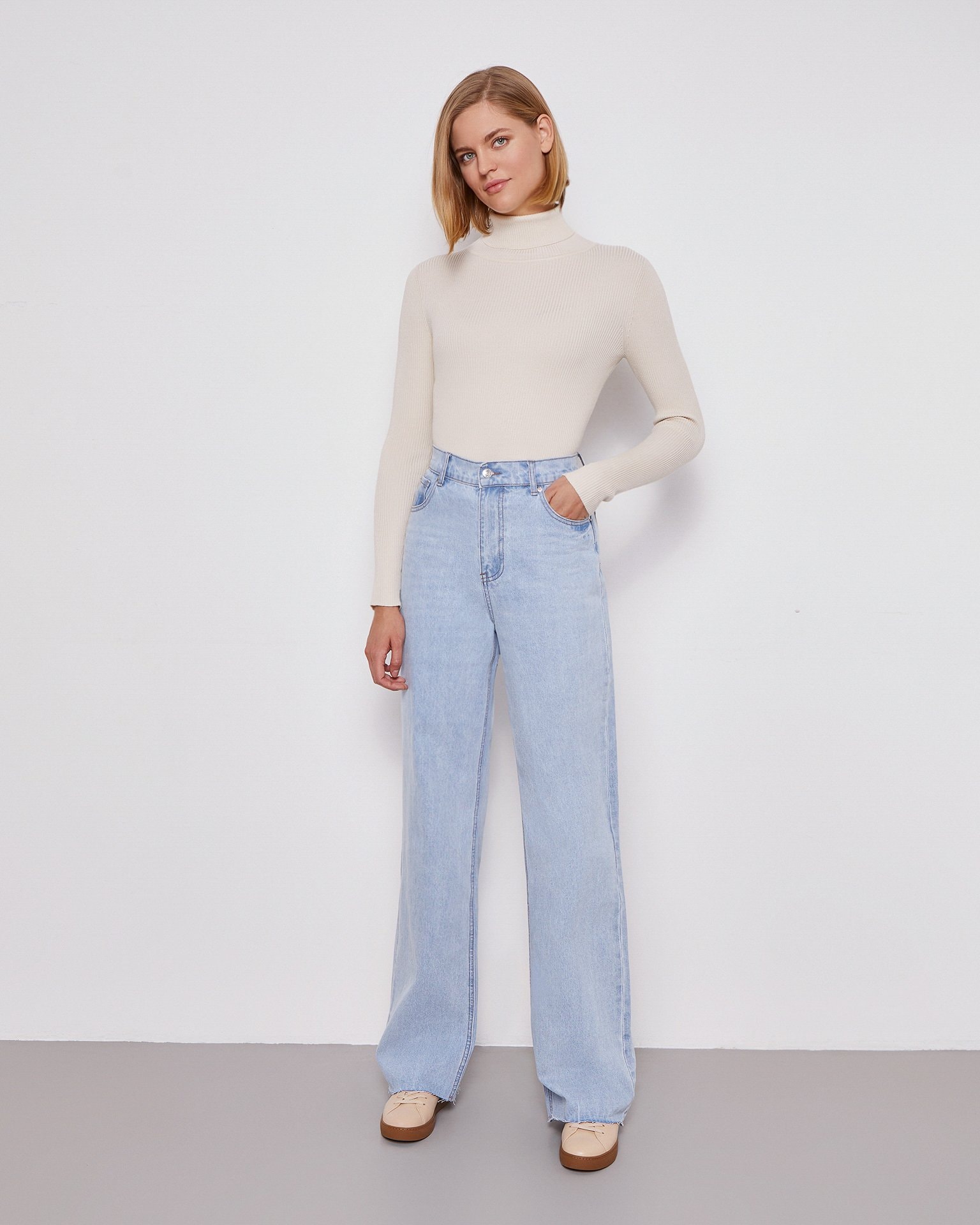 Long-sleeved turtleneck, Beige — photo 4