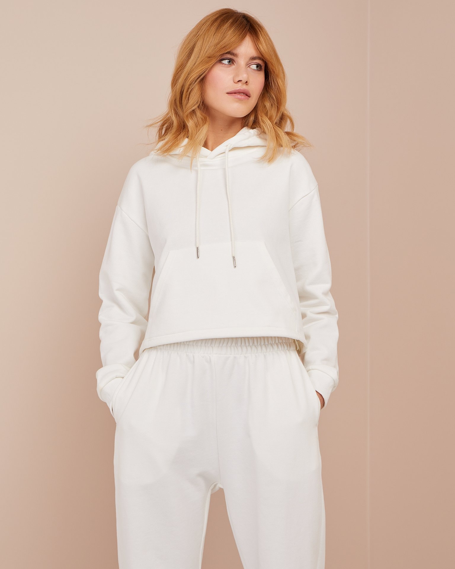 Set with a cropped hoodie, White — photo 5