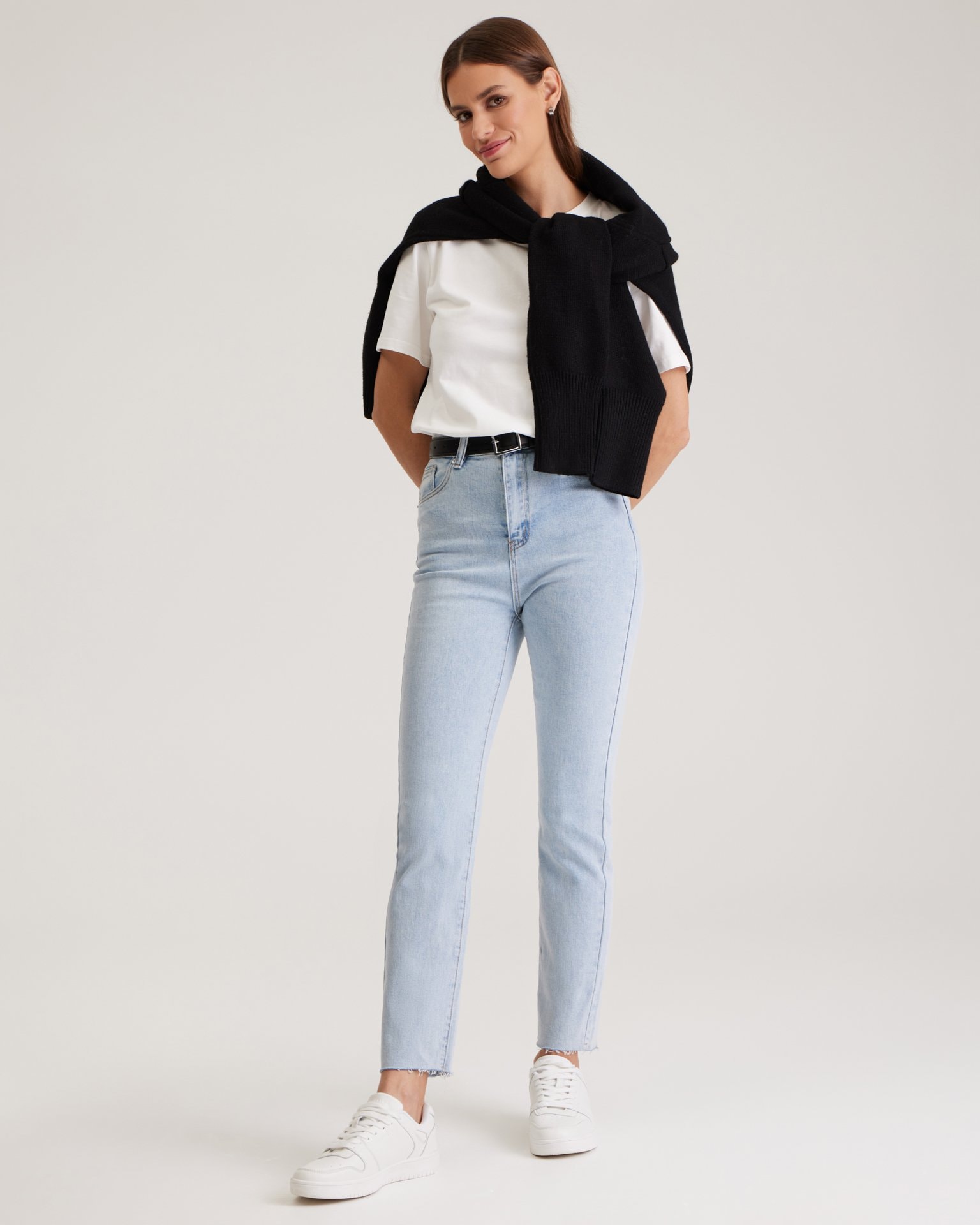Light blue jeans, Sky Blue