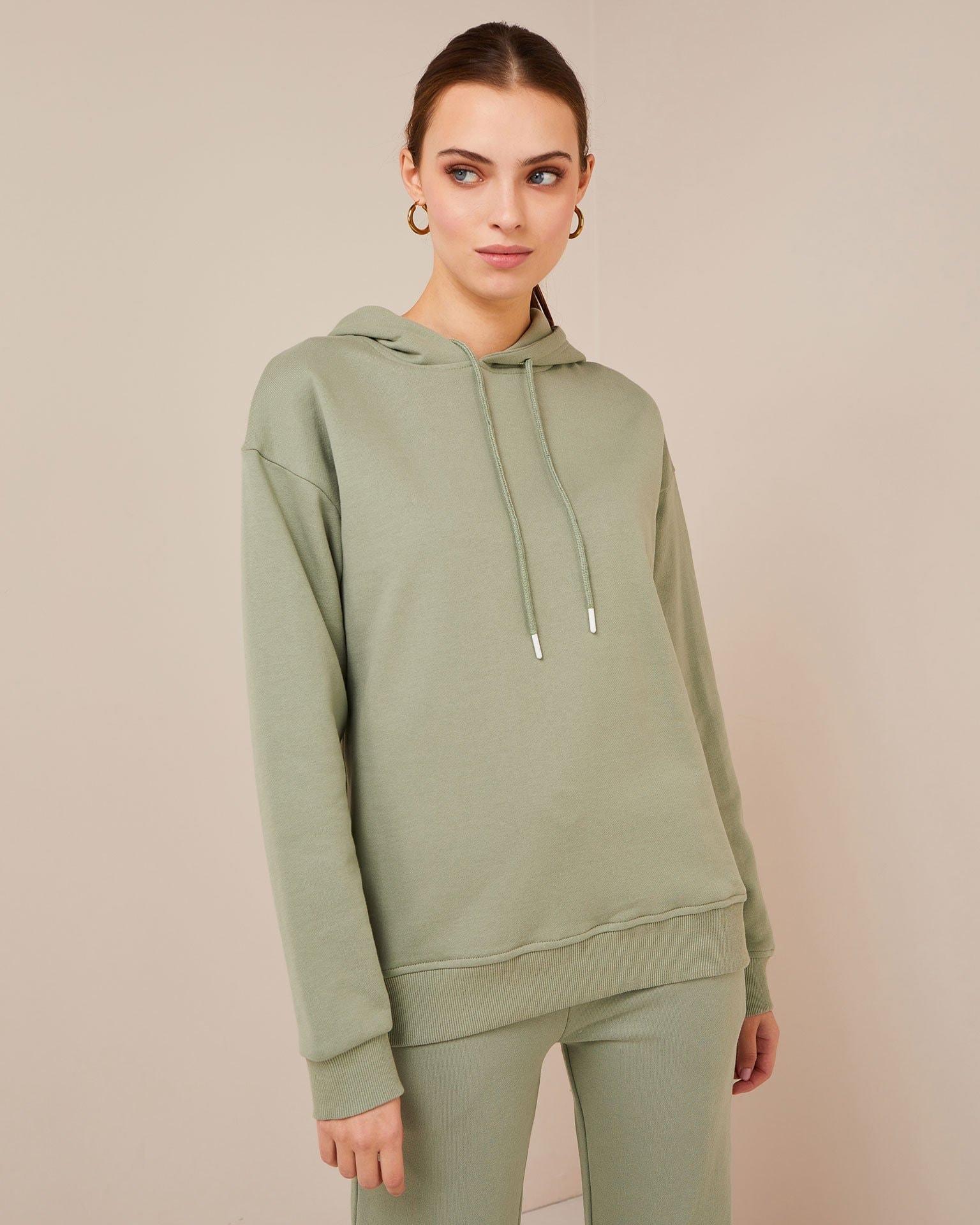 An olive green tracksuit, Olive — photo 4