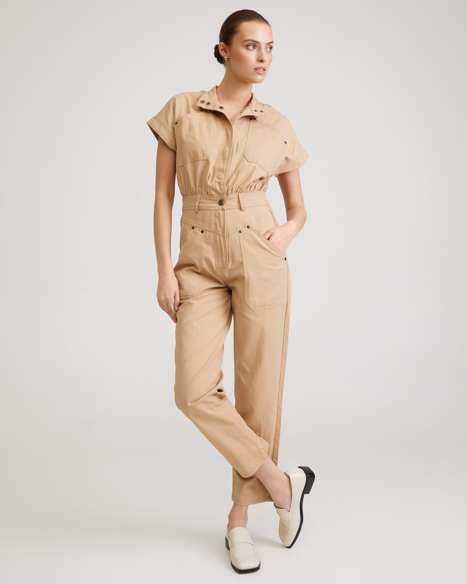 Short-sleeved jumpsuit, Beige