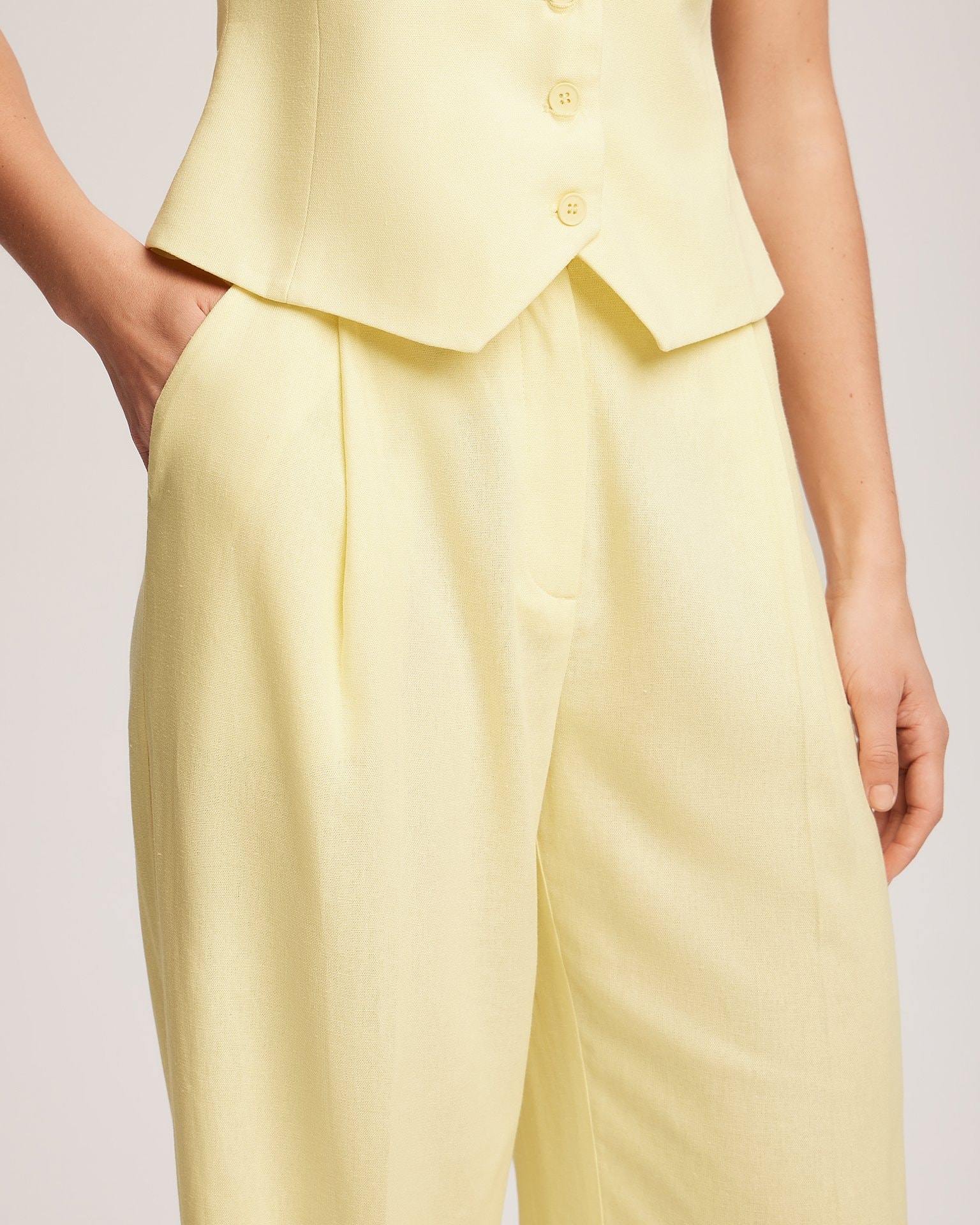 Yellow trousers, Yellow — photo 6