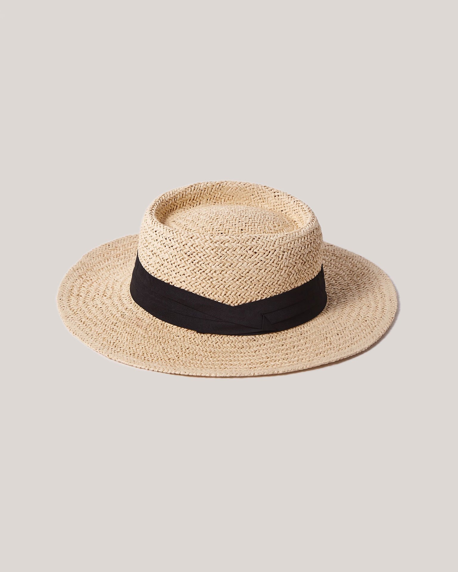 Straw hat with ribbon, Black