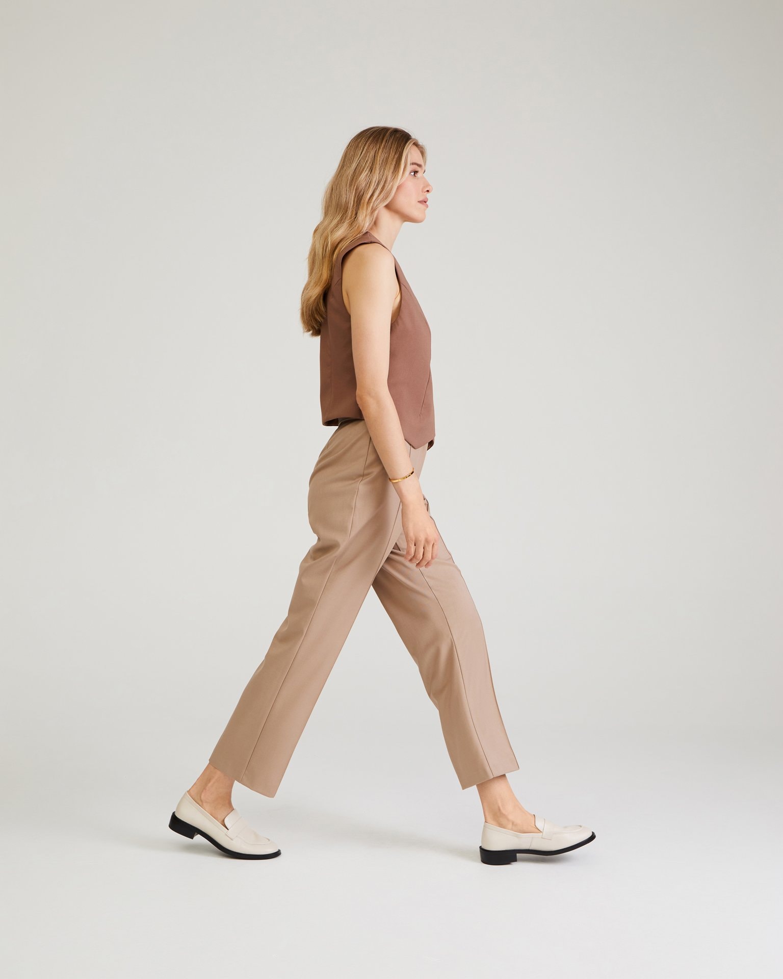 Cropped trousers in beige, Beige — photo 6
