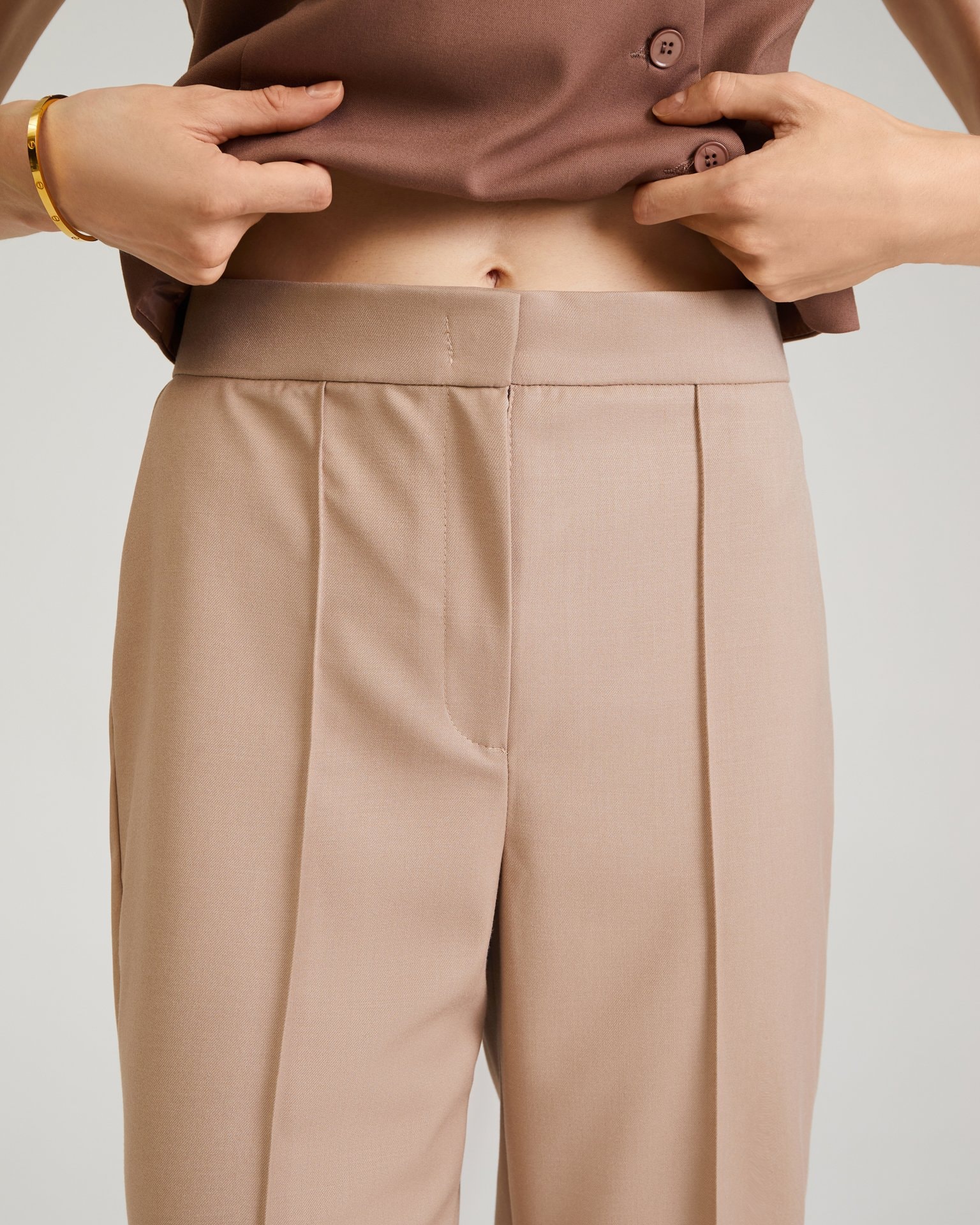 Cropped trousers in beige, Beige — photo 10