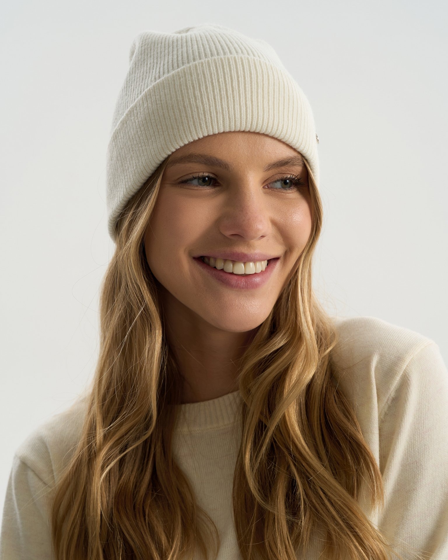 Blended wool beanie, White — photo 3