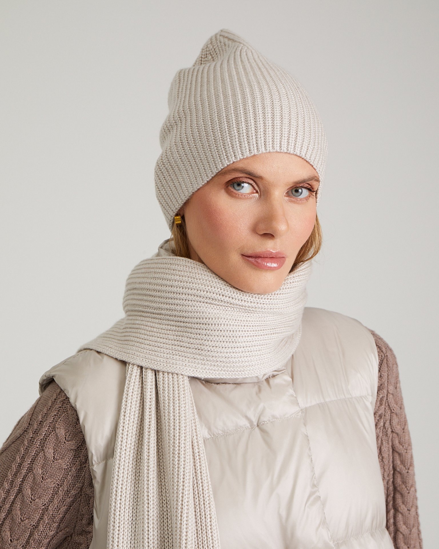 Beige scarf, Beige — photo 7