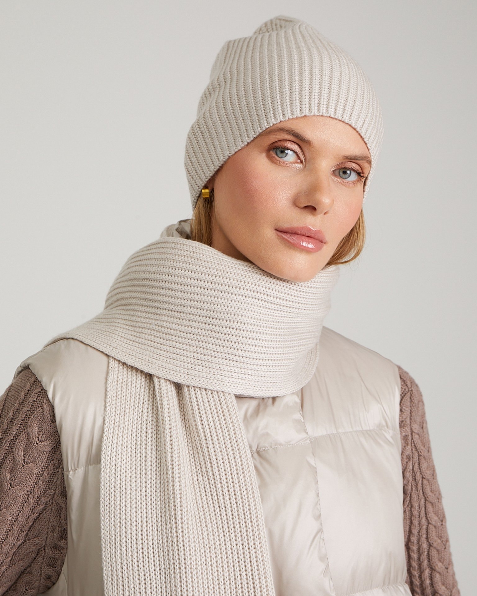 Beige scarf, Beige — photo 6