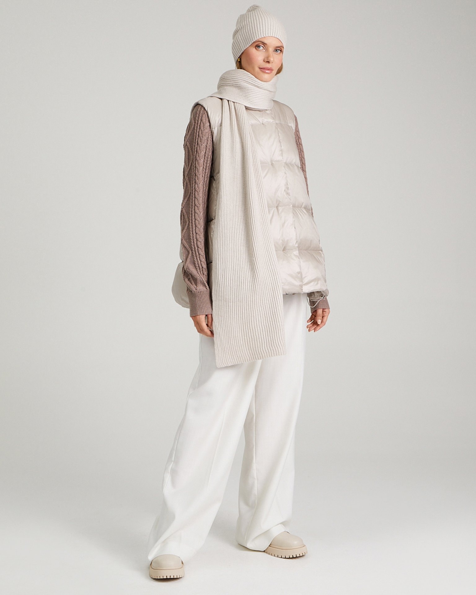 Beige scarf, Beige — photo 5