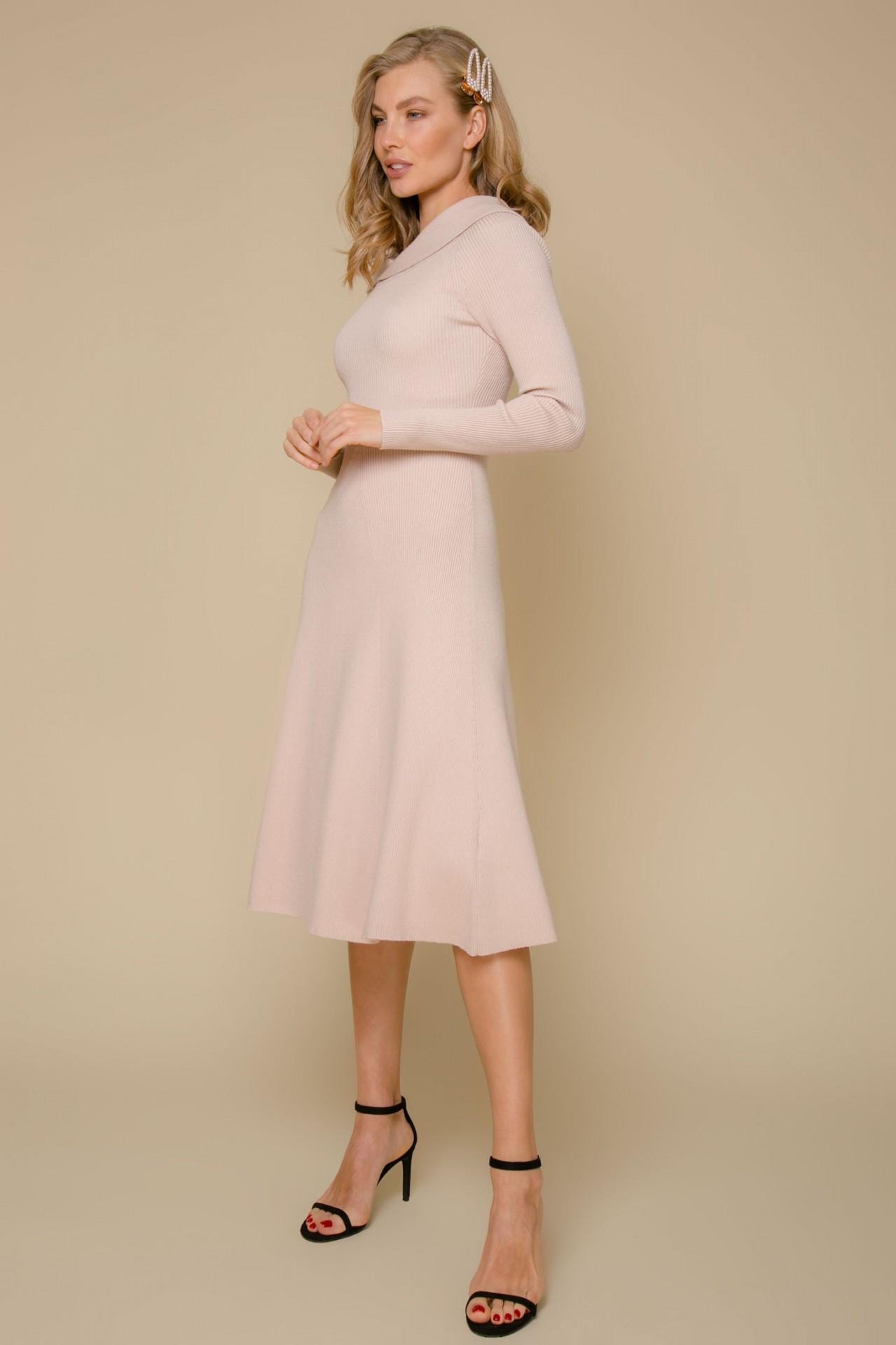 Midi dress with an original "Gueuse" collar, Beige