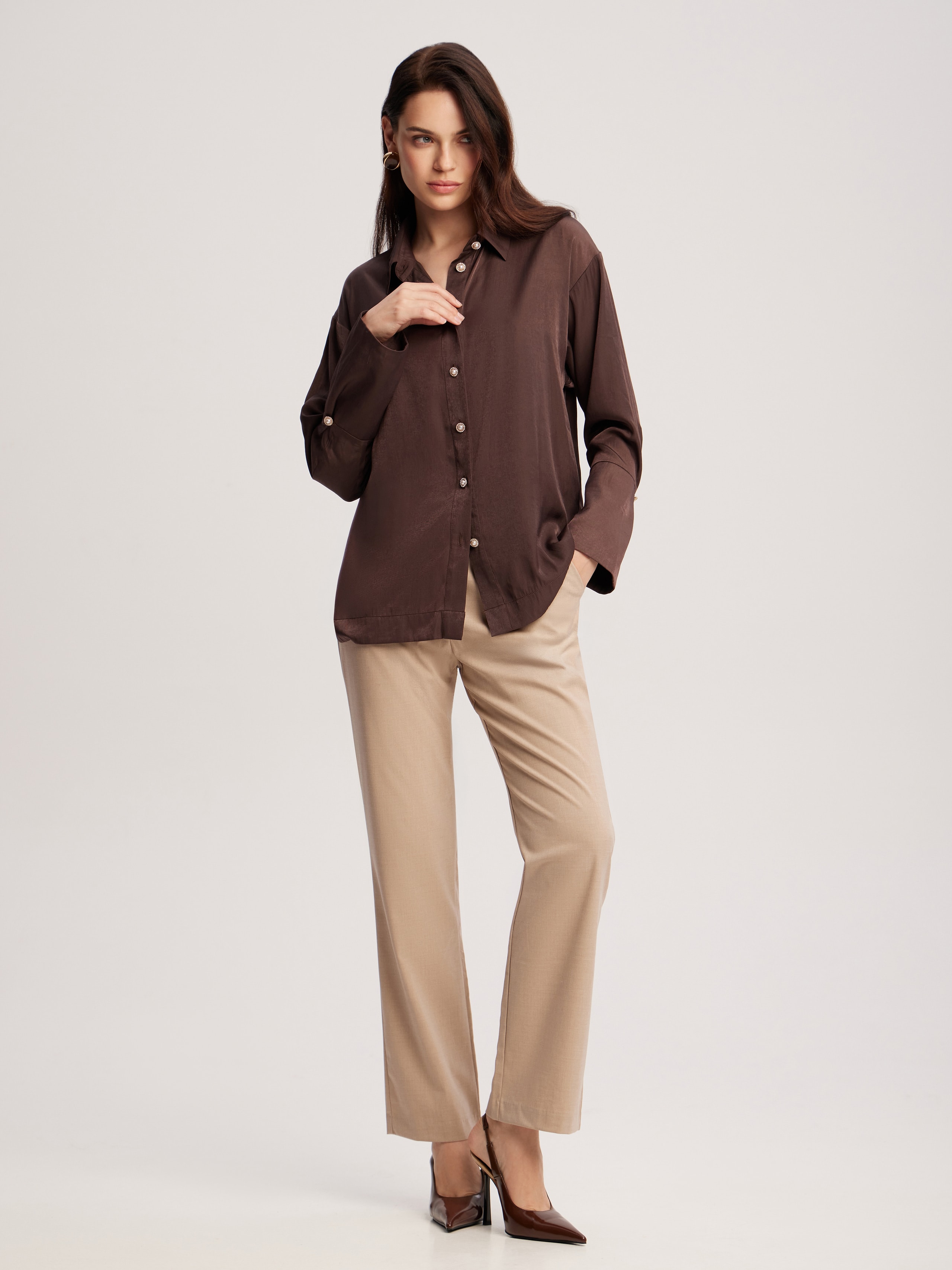 Blouse made of flowing fabric, Brown