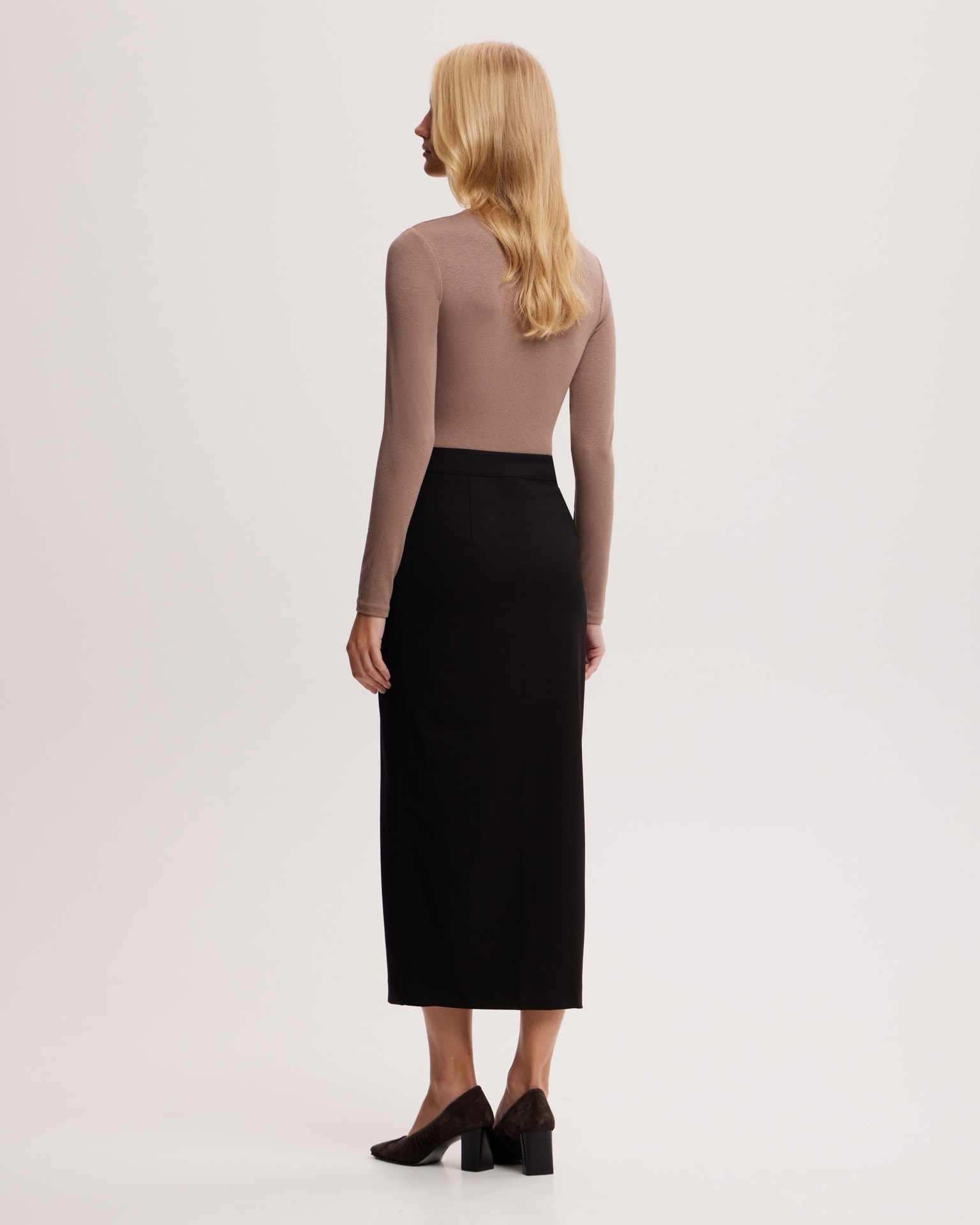 Straight midi skirt with a slit, Black — photo 3