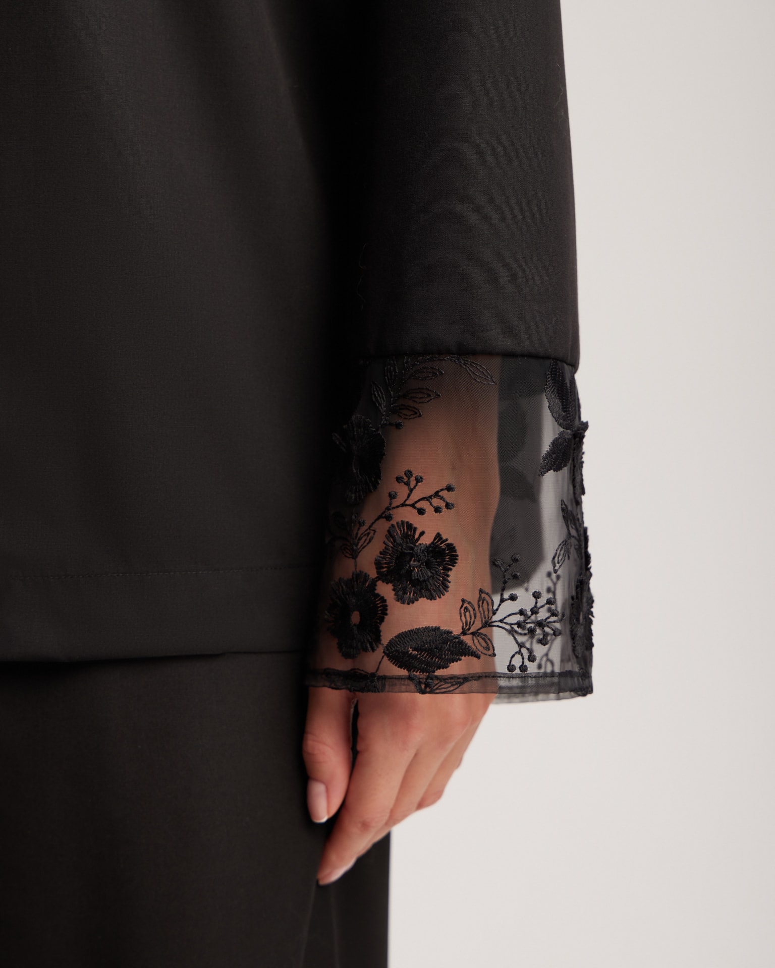 Set with Lace Inserts, Black — photo 6