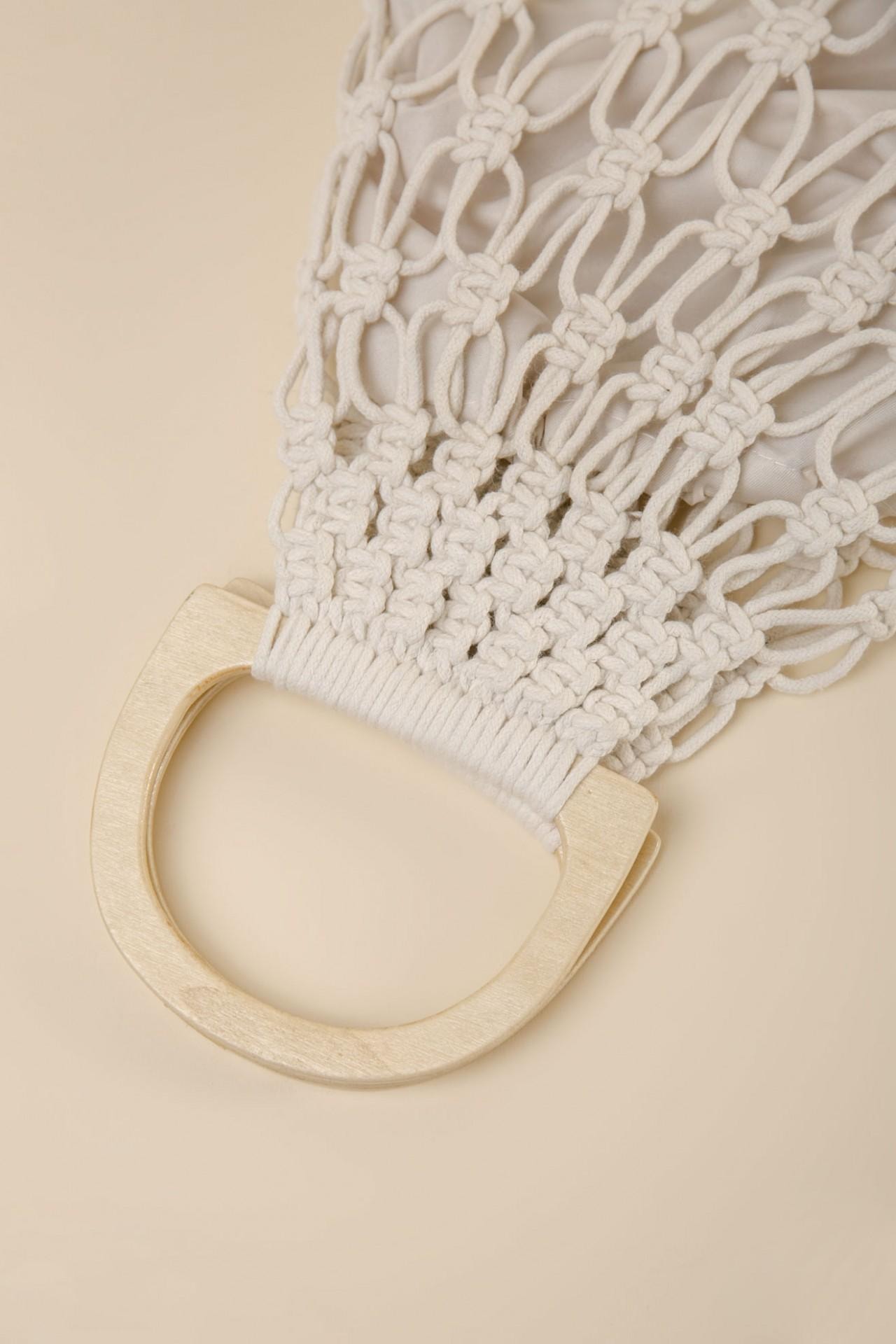 String bag with fringe, White