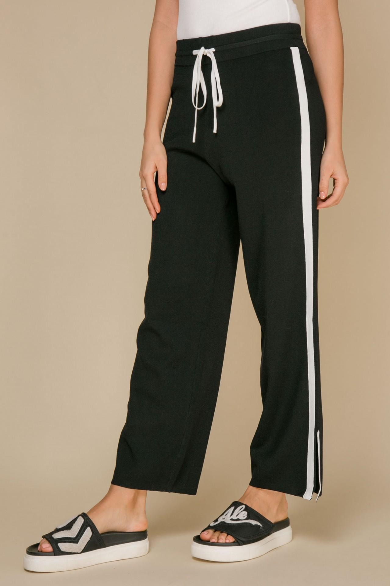 Jogger trousers with contrasting side stripes, Black & White