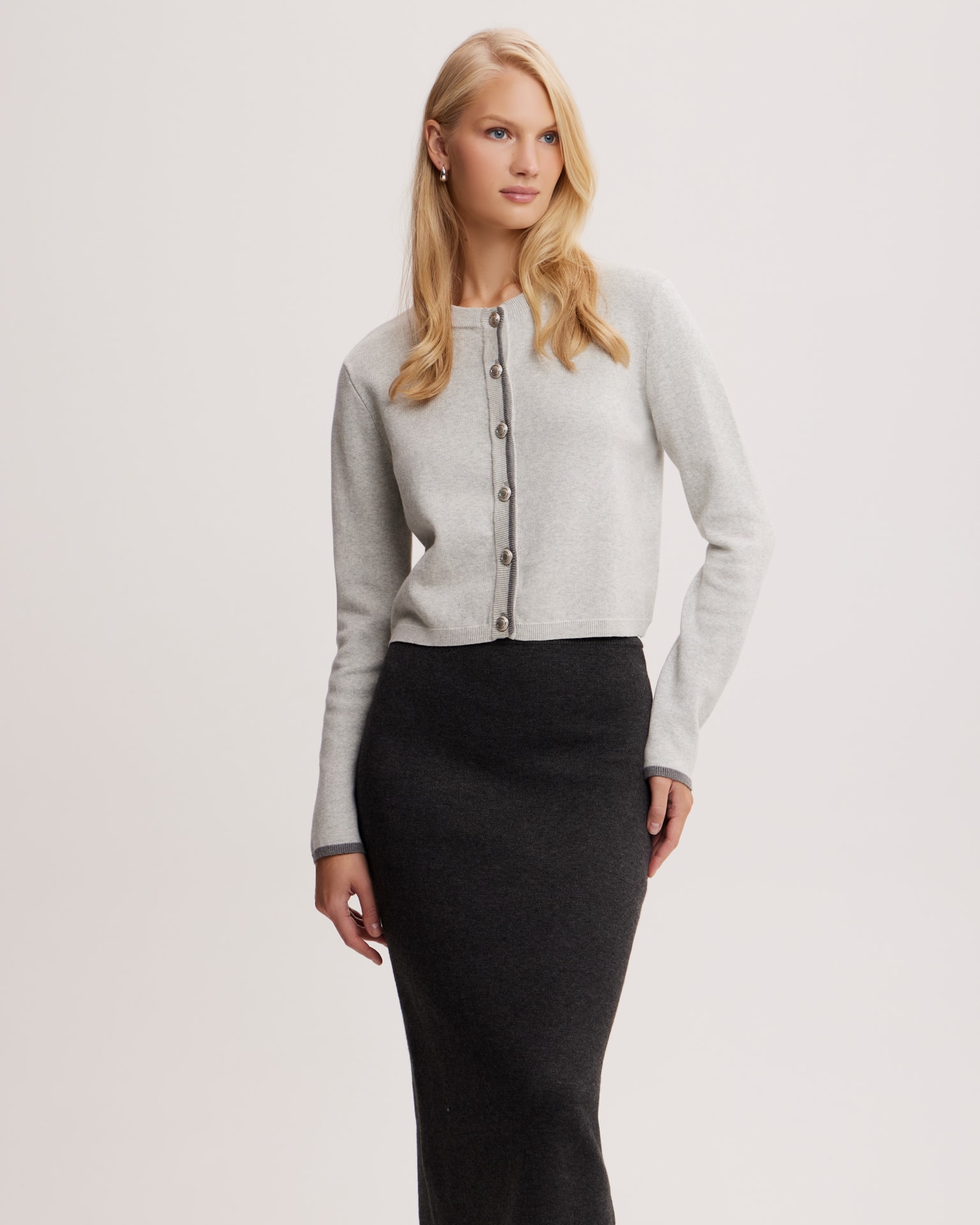 Cropped cardigan, Light grey